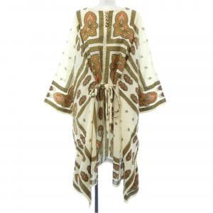 グッチ GUCCI 621037 ZAET1 ポンチョ