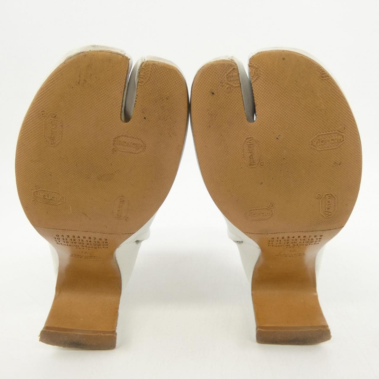 メゾンマルジェラ Maison Margiela S39WU0147 ブーツ