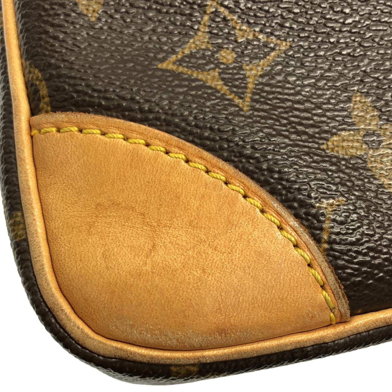 ルイヴィトン モノグラム アマゾン M45236 ショルダーバッグ