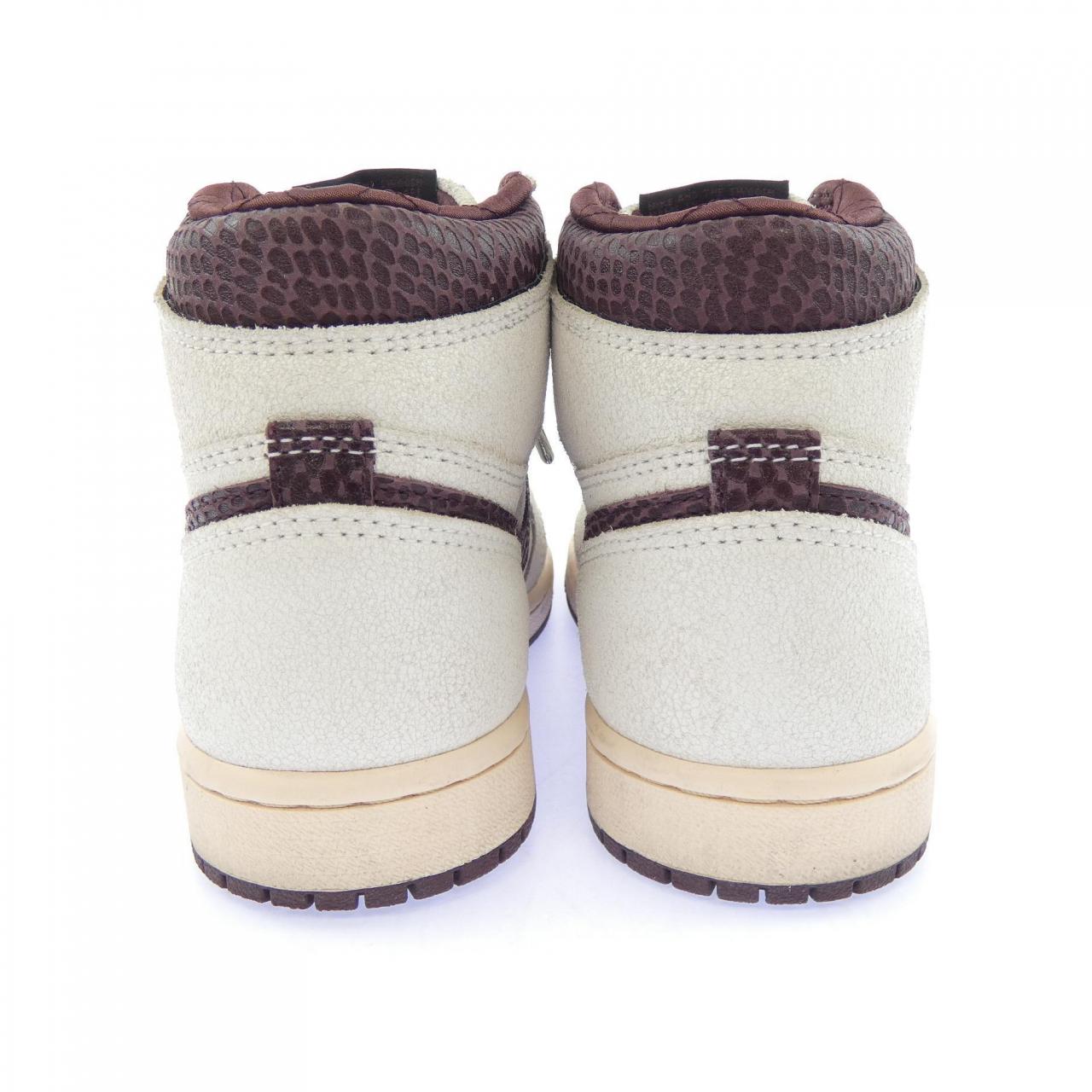 ナイキ NIKE DO7097-100 スニーカー