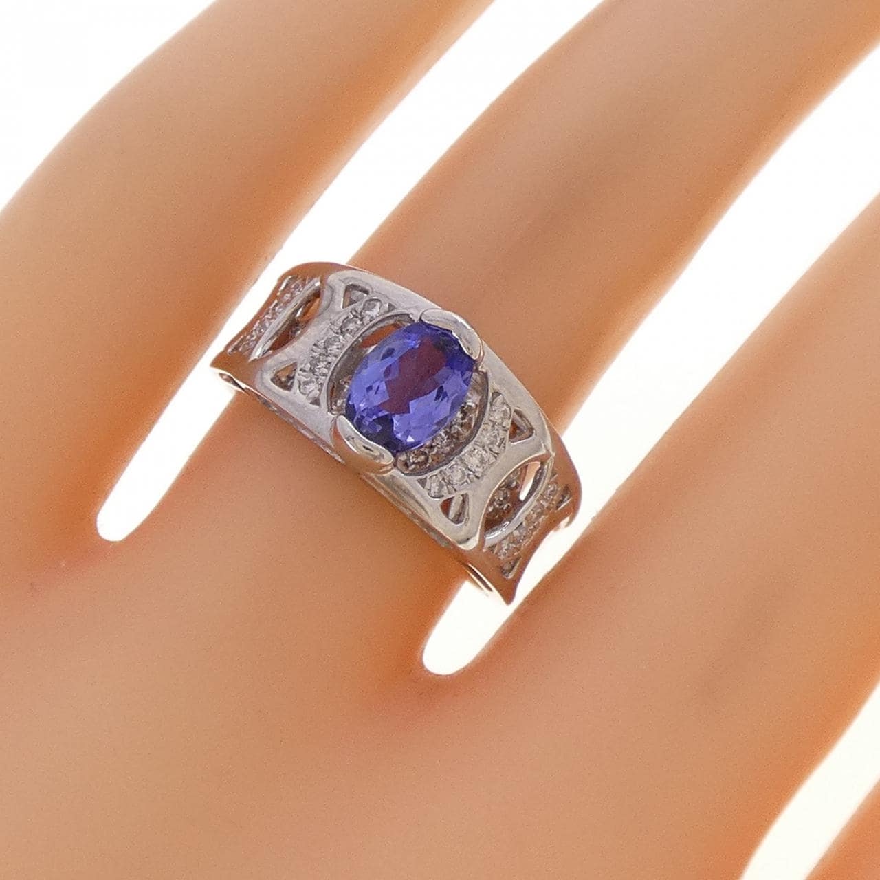 PT900 タンザナイト リング 0.79CT