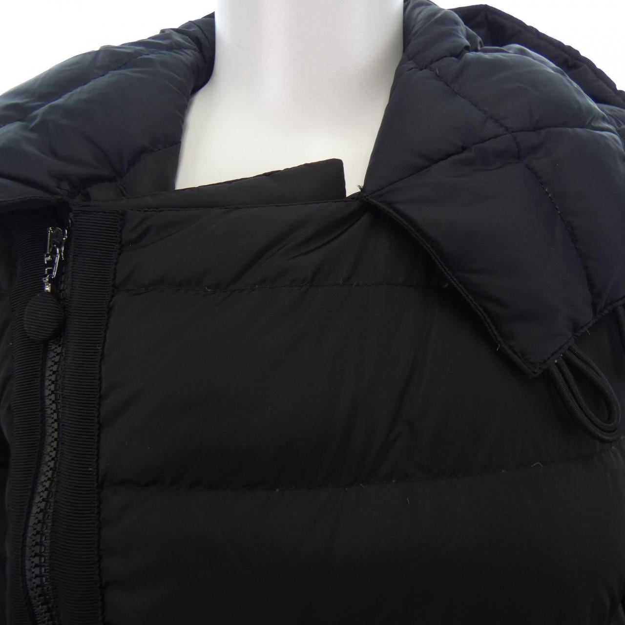 モンクレール MONCLER ダウンコート