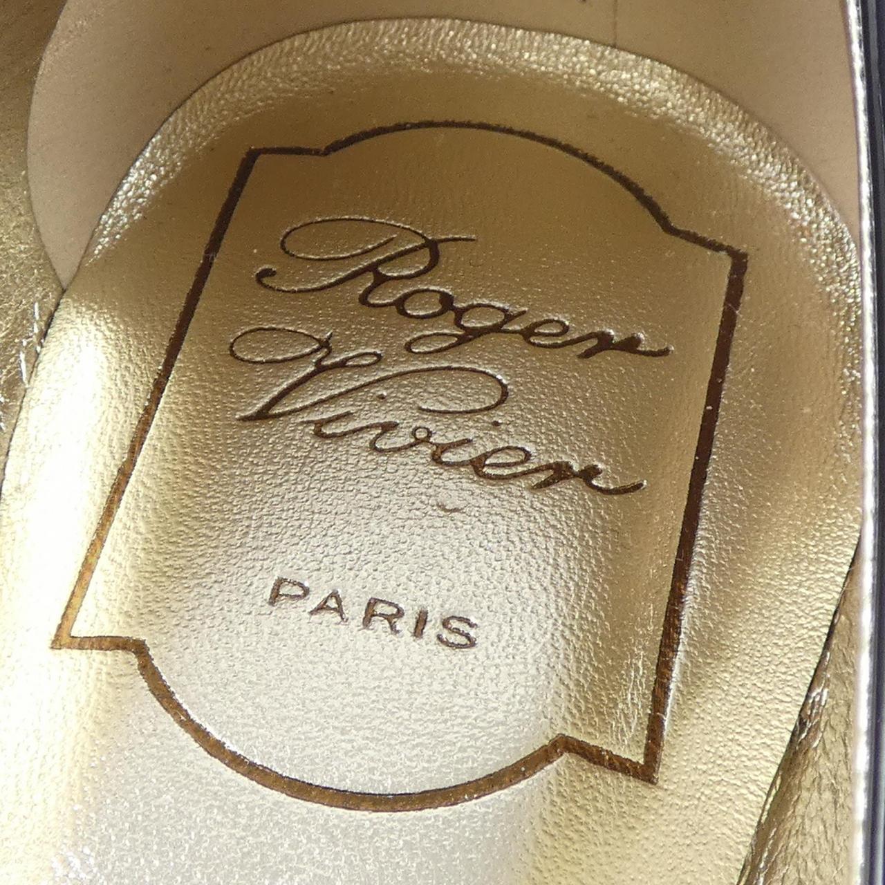 ROGER VIVIER ROGER VIVIER Flat Shoes