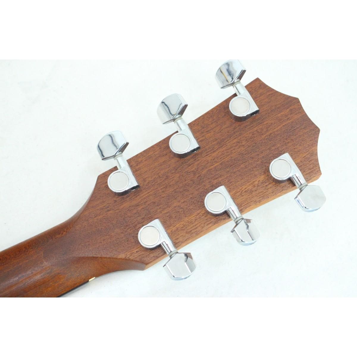 ＴＡＹＬＯＲ　　１１４ＣＥ／ＬＨ