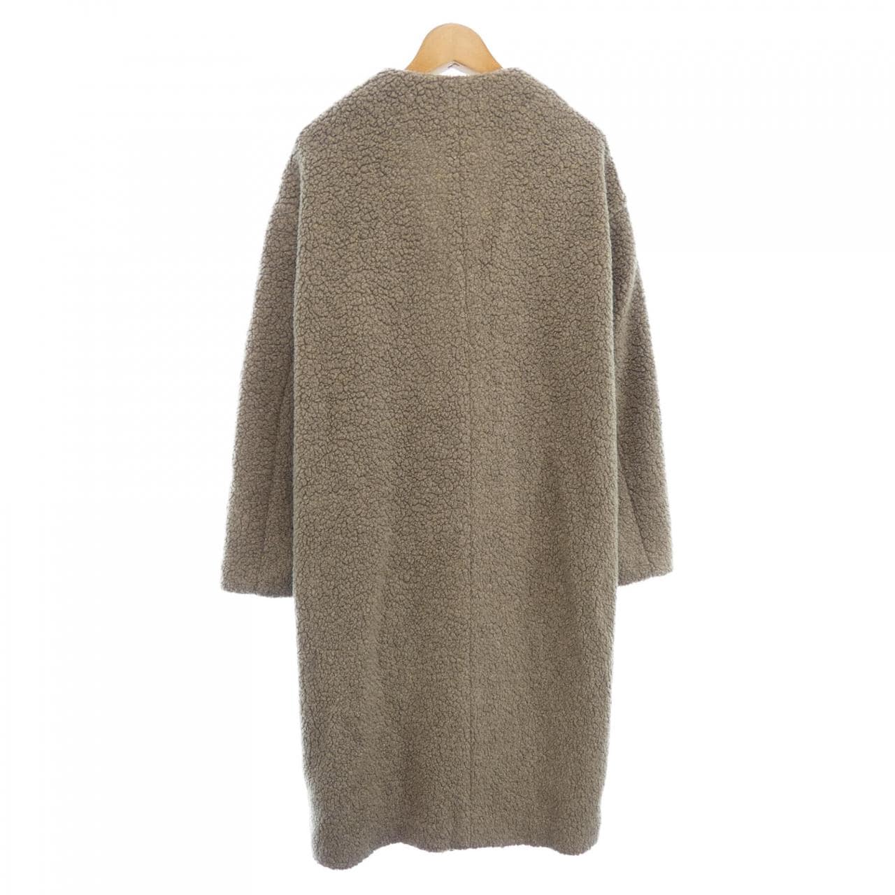 ニジュウサンク 23区 コート