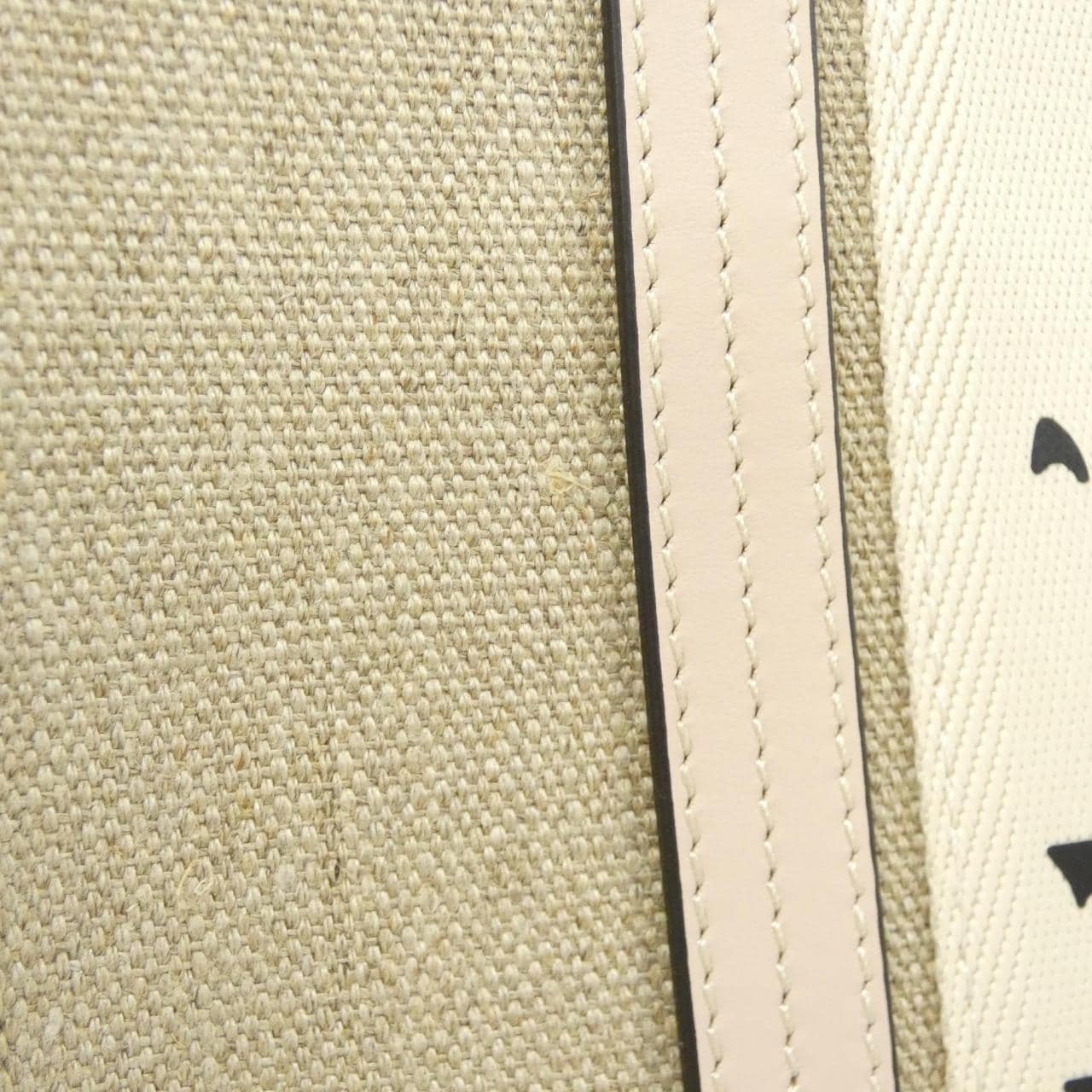 クロエ ウッディ トート ミディアム CHC22AS383 I26 バッグ