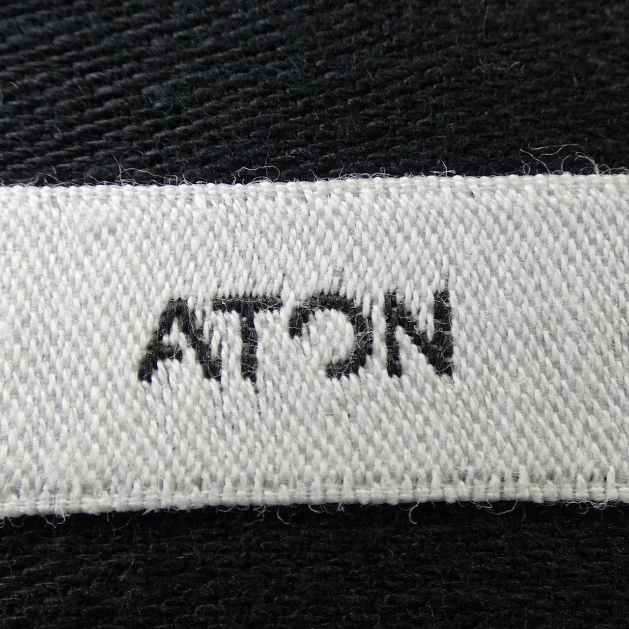 エイトン ATON スカート