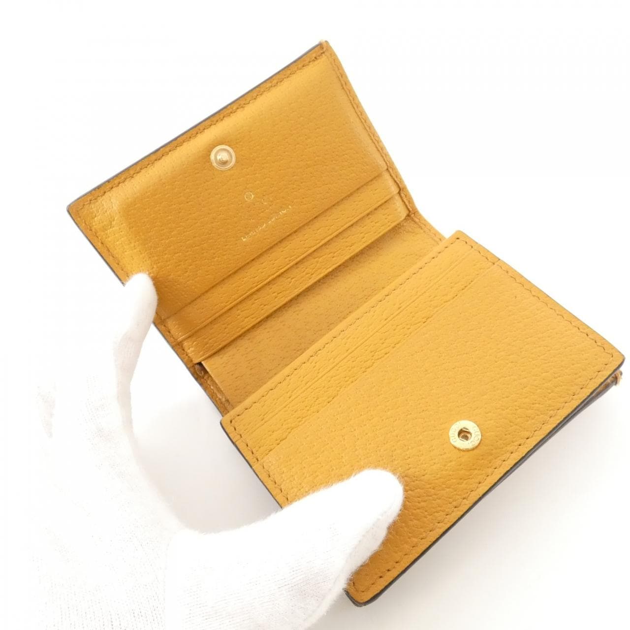 グッチ 660510 2YUAG 財布