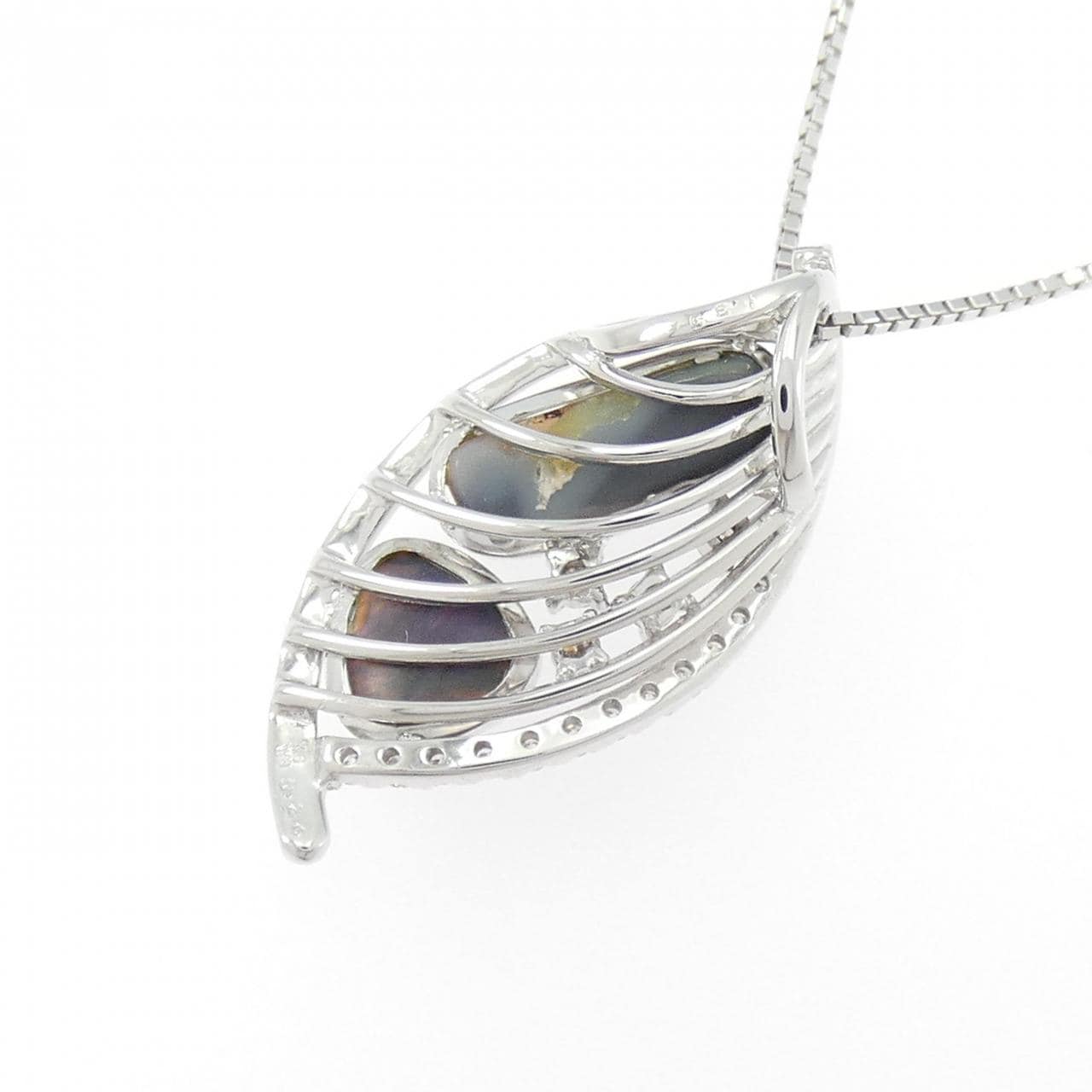 K18WG 黑欧泊项链 1.39克拉