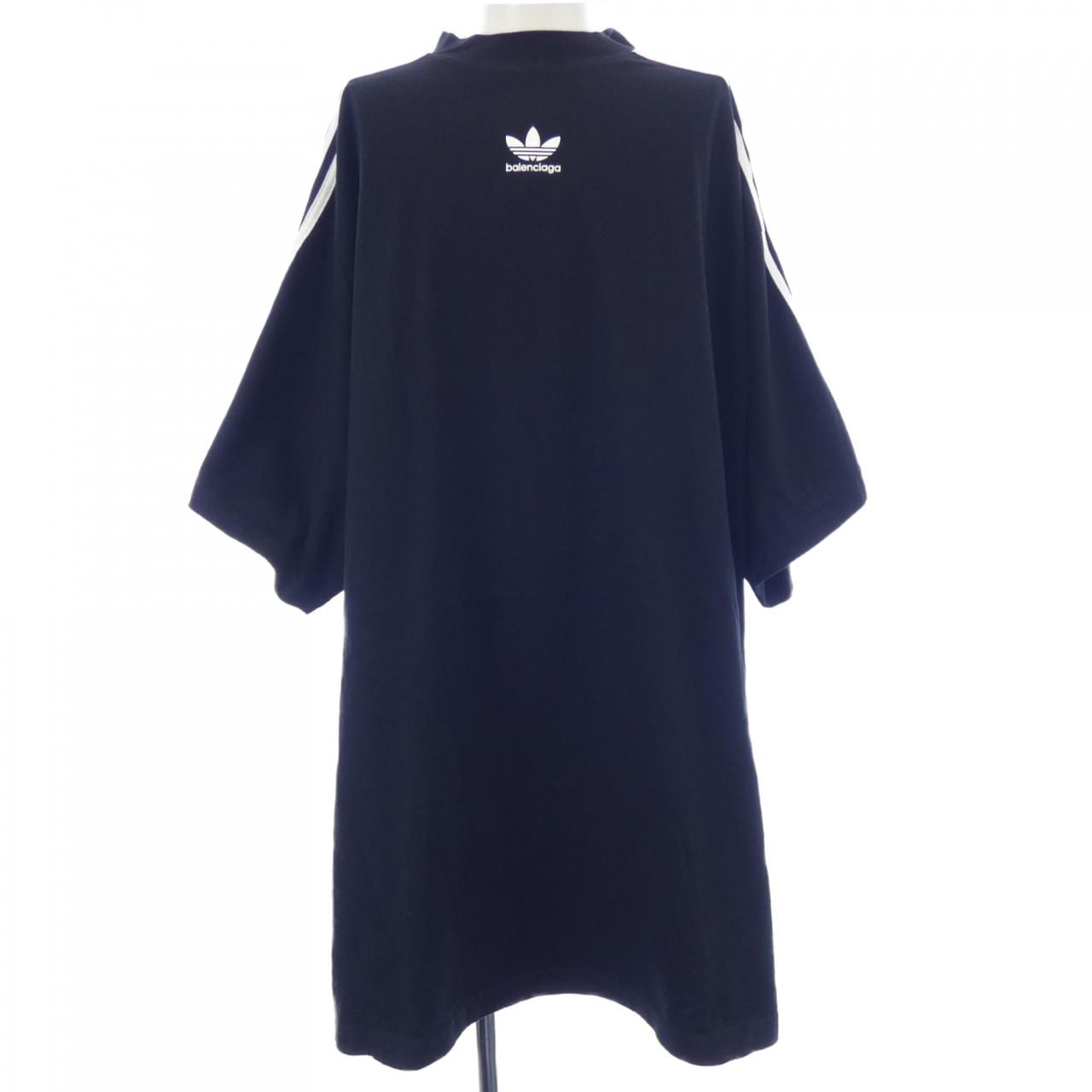 バレンシアガ BALENCIAGA ADIDAS 739101 TNVA6 Tシャツ