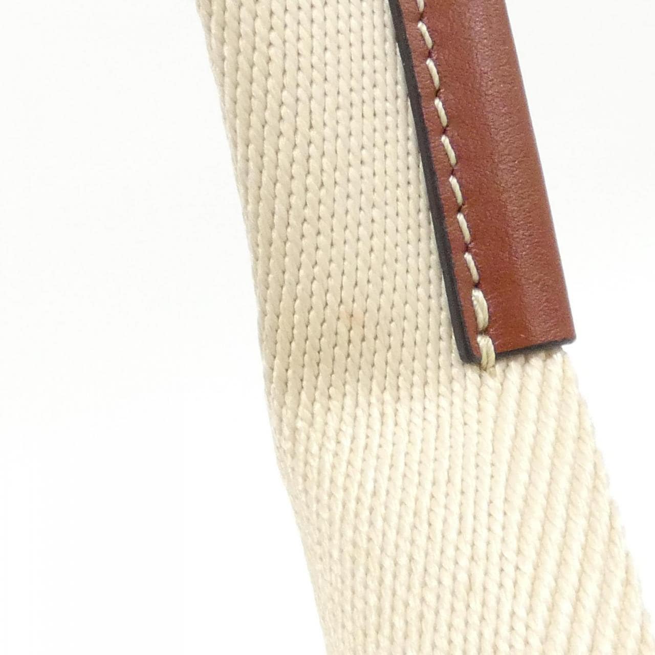 クロエ ウッディ ラージ トート CHC21US382 E66 バッグ