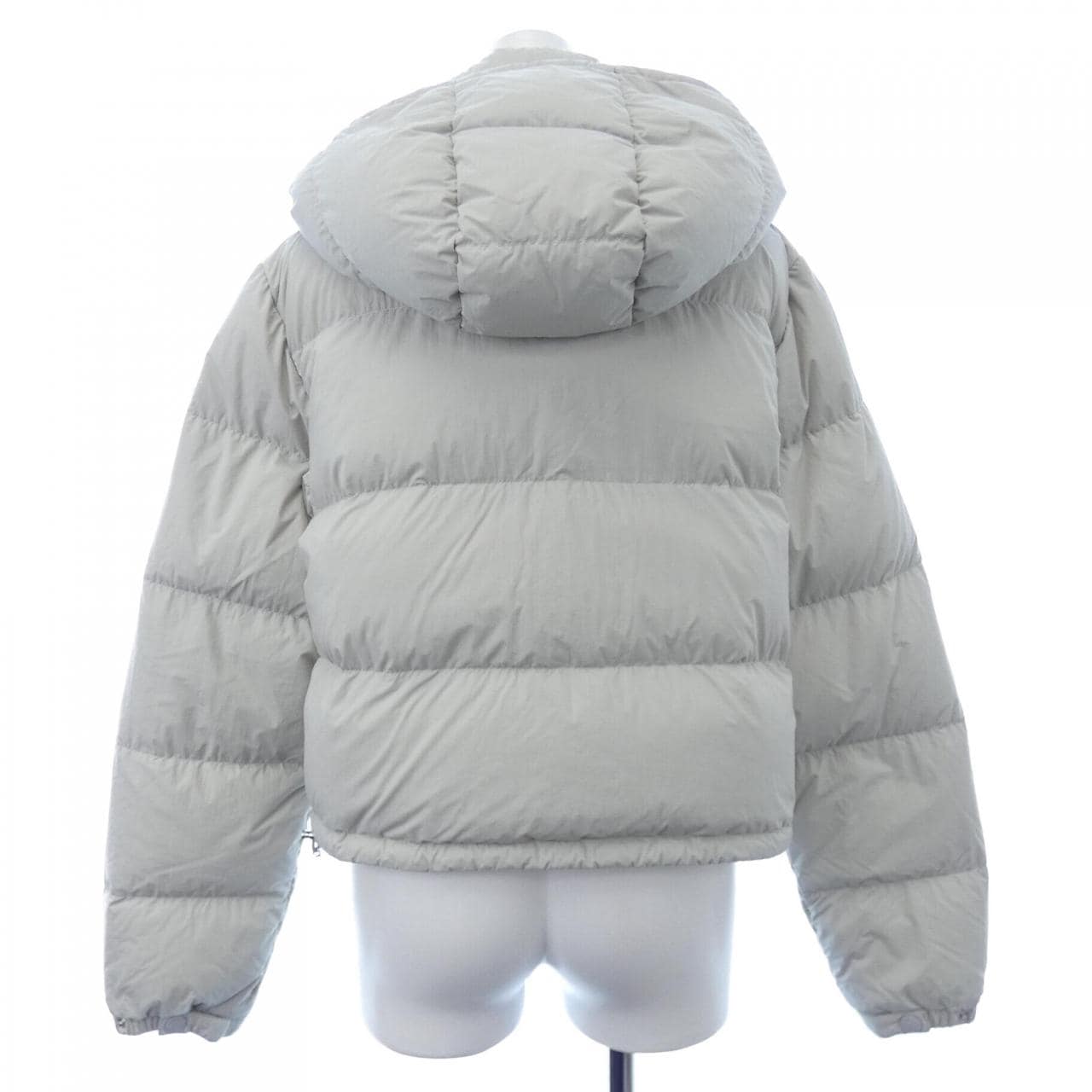 モンクレール MONCLER ダウンジャケット