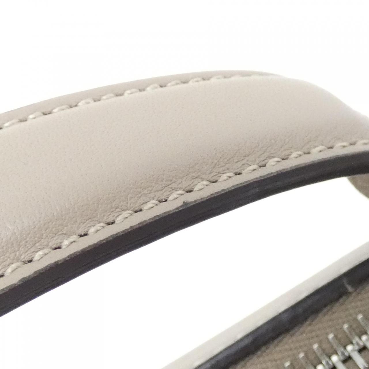 フェンディ バイ ザ ウェイ ミディアム 8BL146 1D5 バッグ