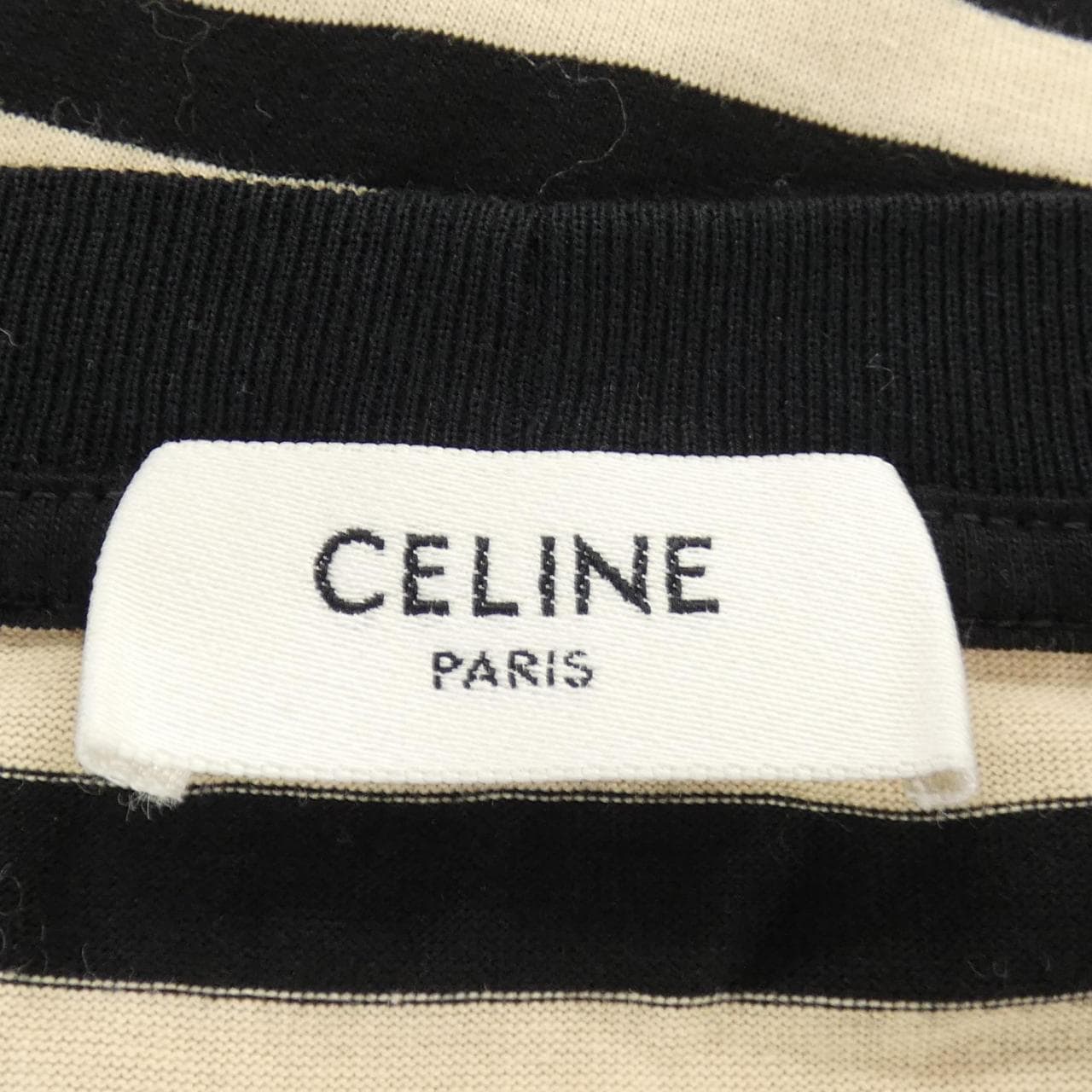 セリーヌ CELINE トリオンフ 2X58H250U Tシャツ