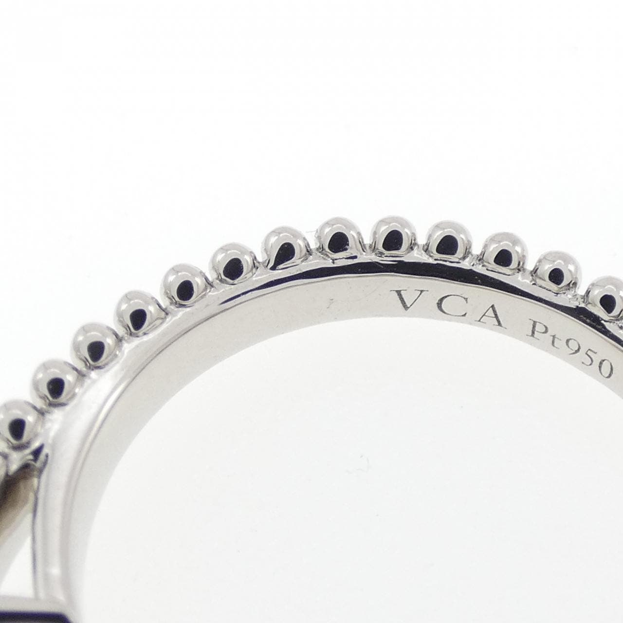 ヴァンクリーフ&アーペル エステル ソリティア リング 0.51CT E VVS2 3EXT