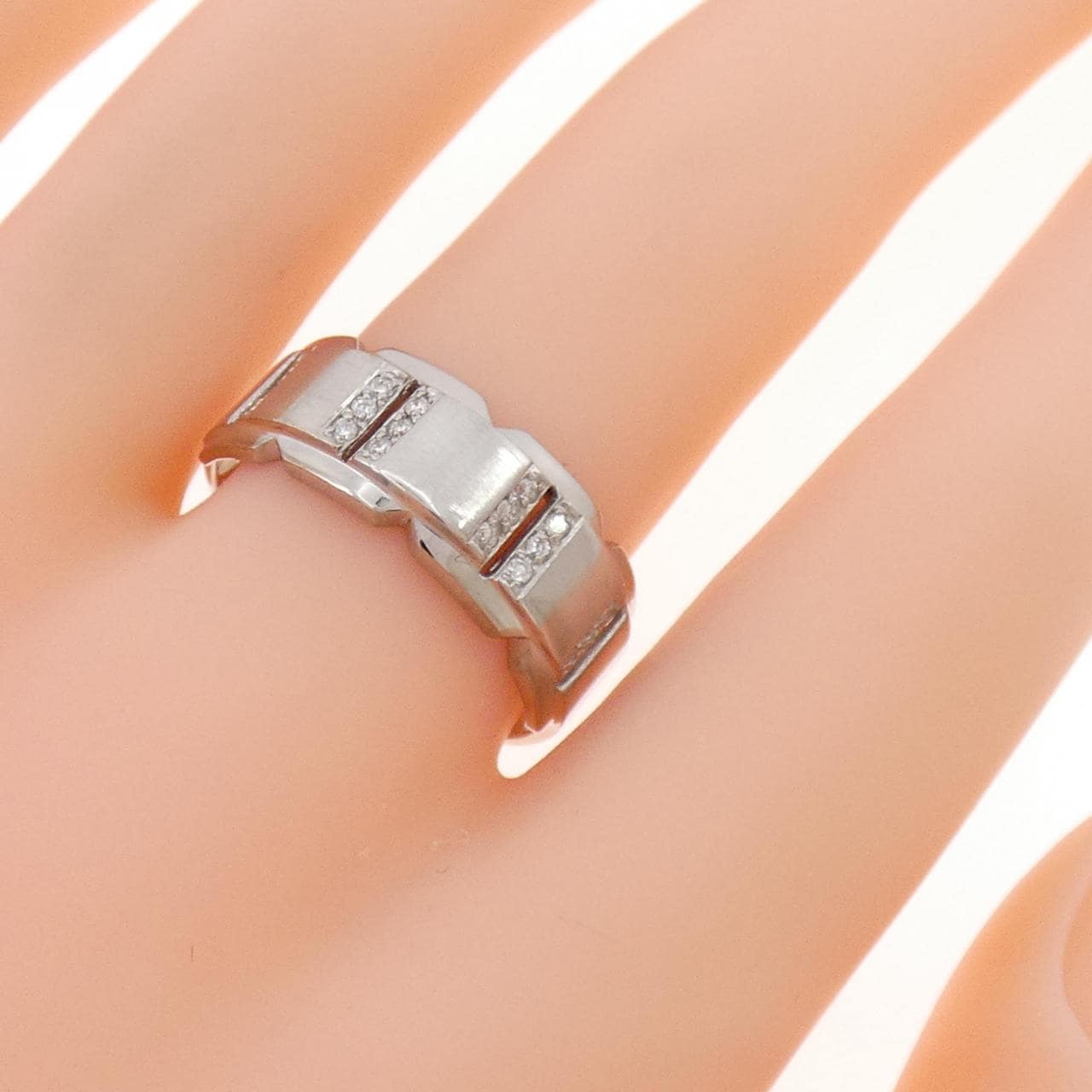 18KWG ダイヤモンド リング