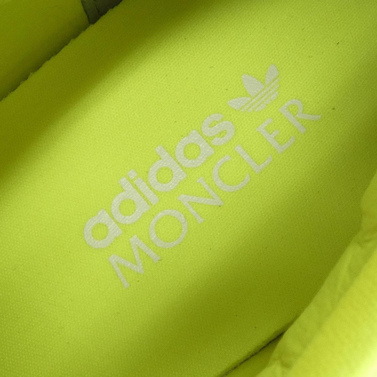 アディダス ADIDAS IG7866 スニーカー
