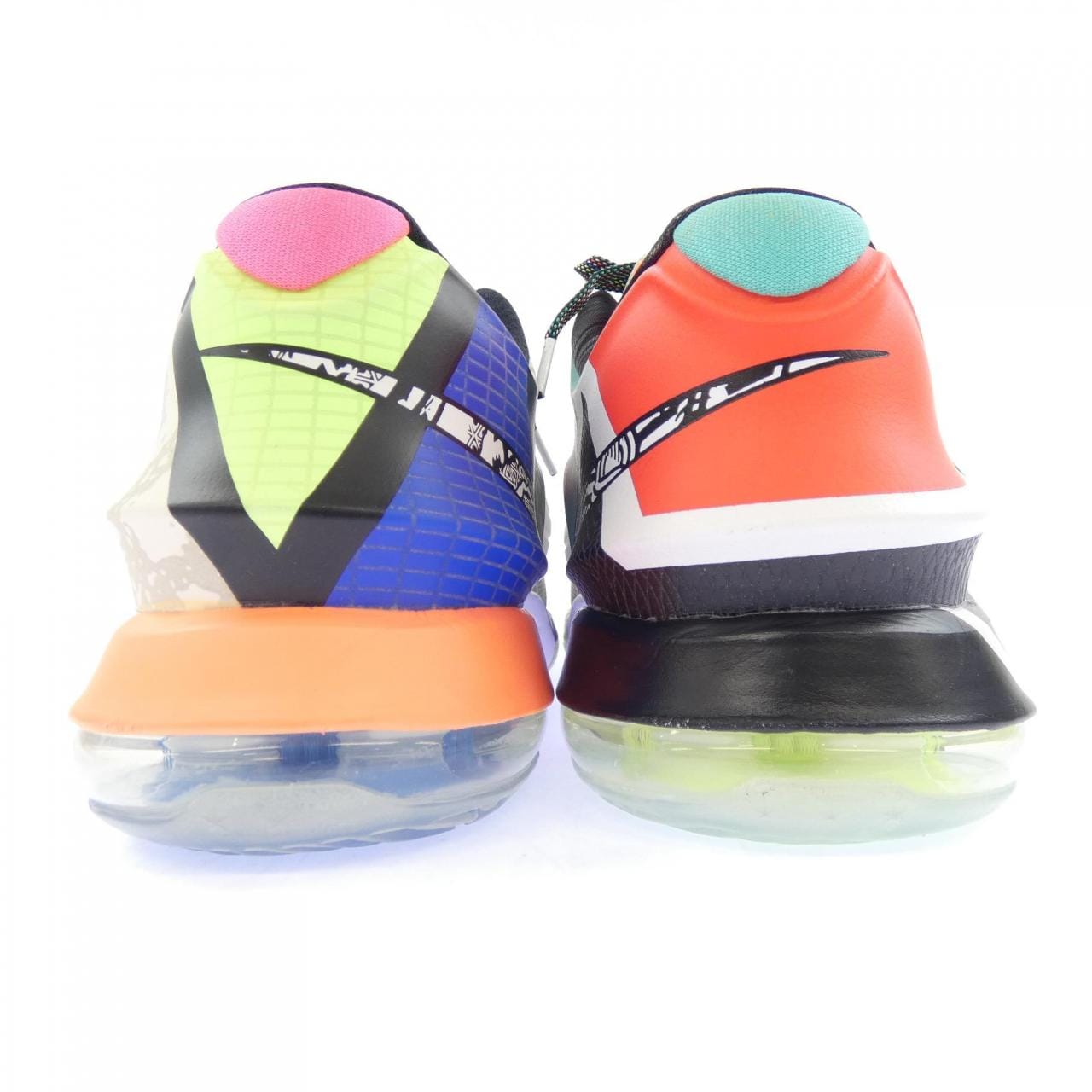 ナイキ NIKE 801778-944 スニーカー