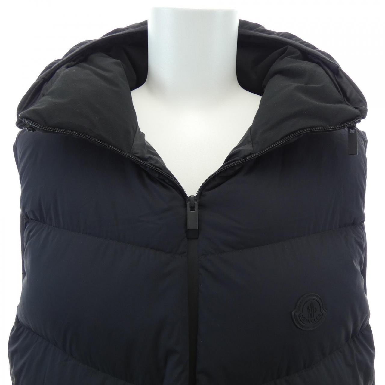 モンクレール MONCLER GUERSAC ダウンベスト