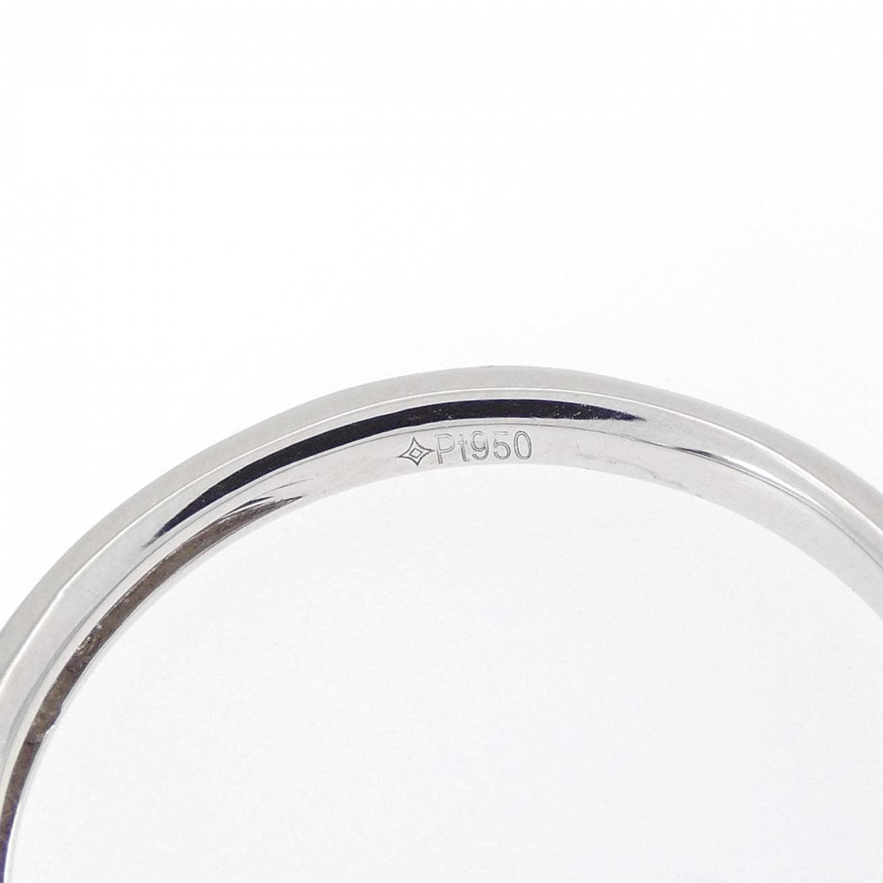 ジーエスティービー ダイヤモンド リング 0.25CT