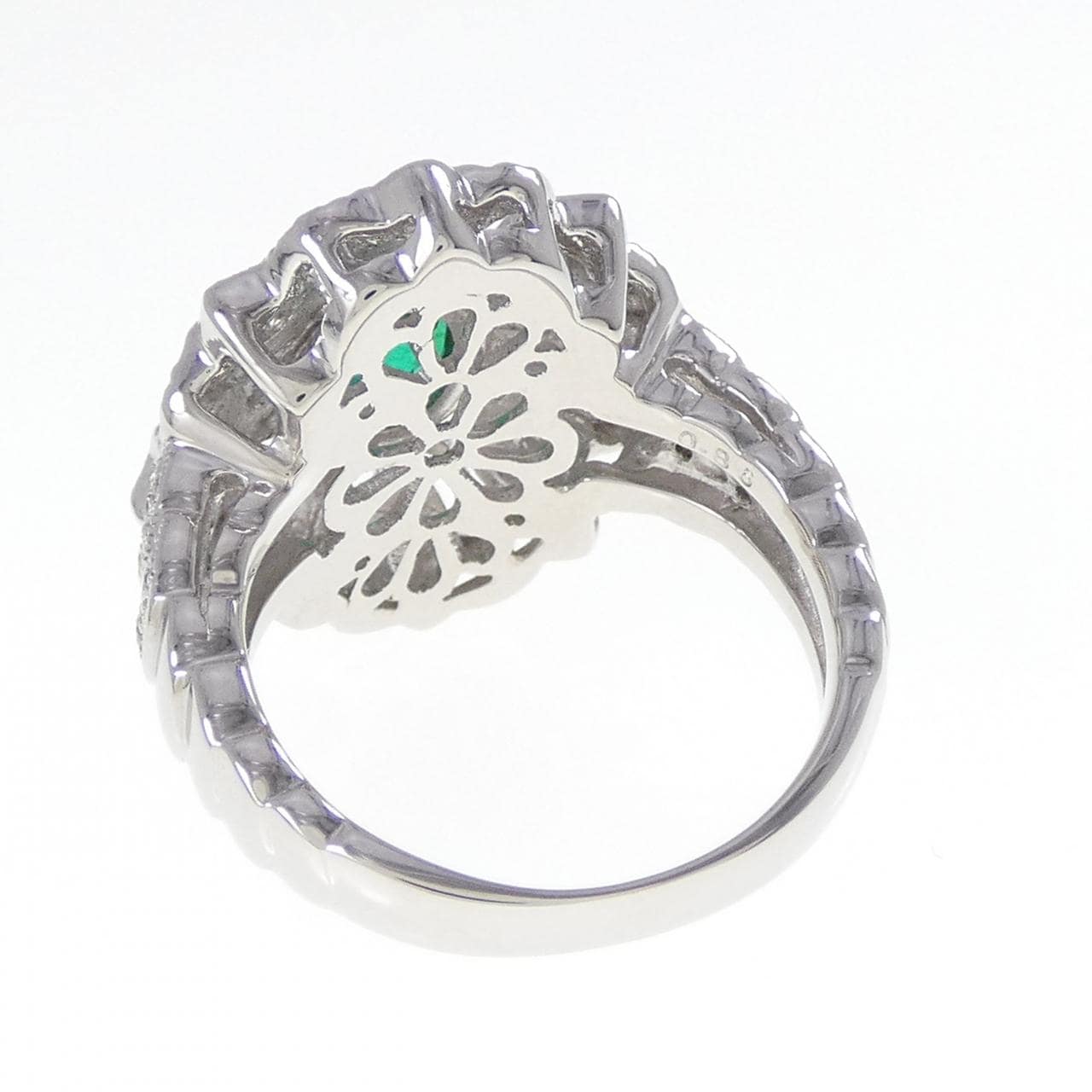 PT900 エメラルド リング 0.86CT