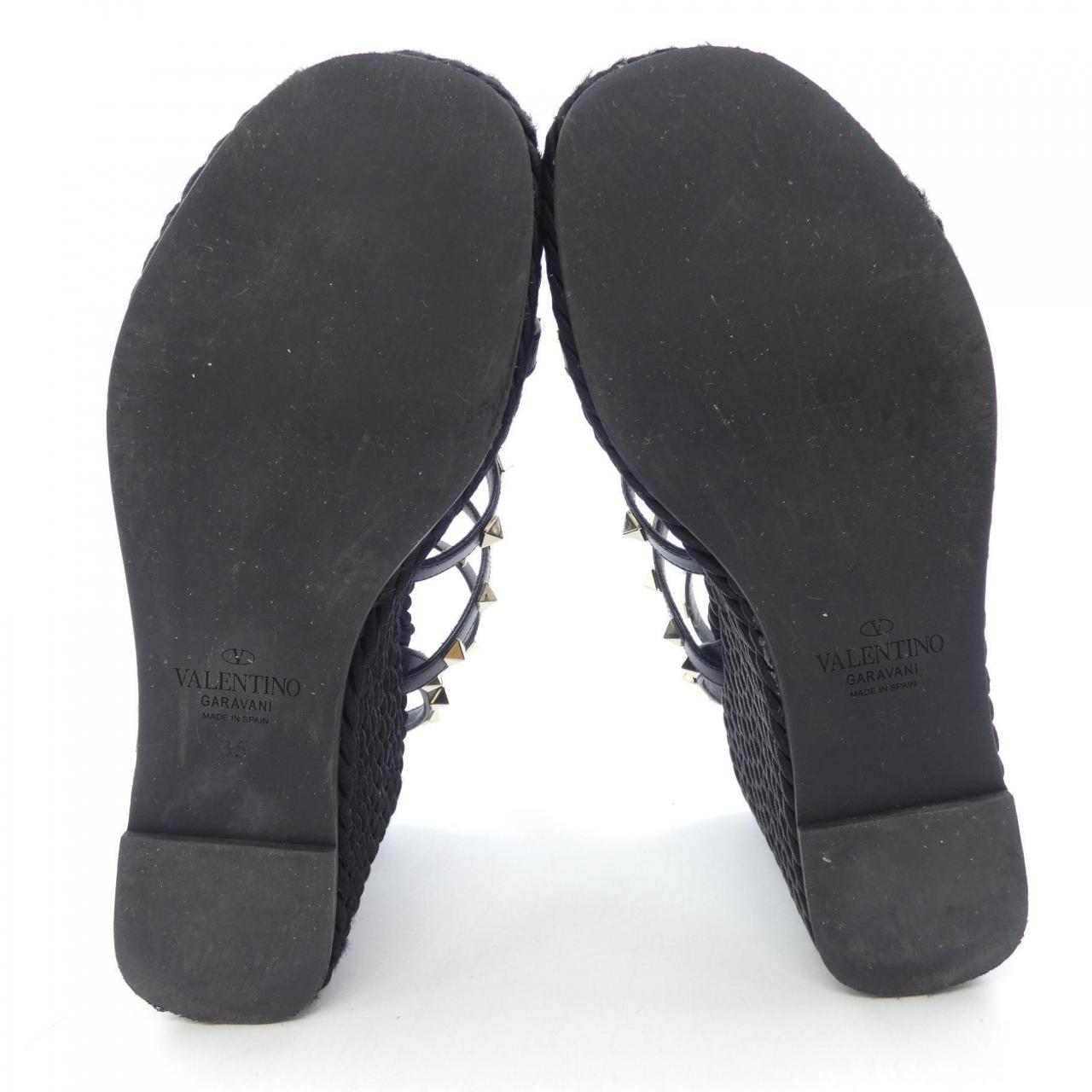 ヴァレンティノガラヴァーニ VALENTINO GARAVANI TW2S0F95 サンダル