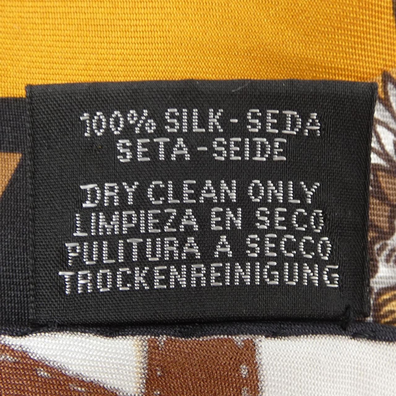 エルメス HERMES CONVERTURES ET TENUES DE FOUR トライアングルジェアン ショール