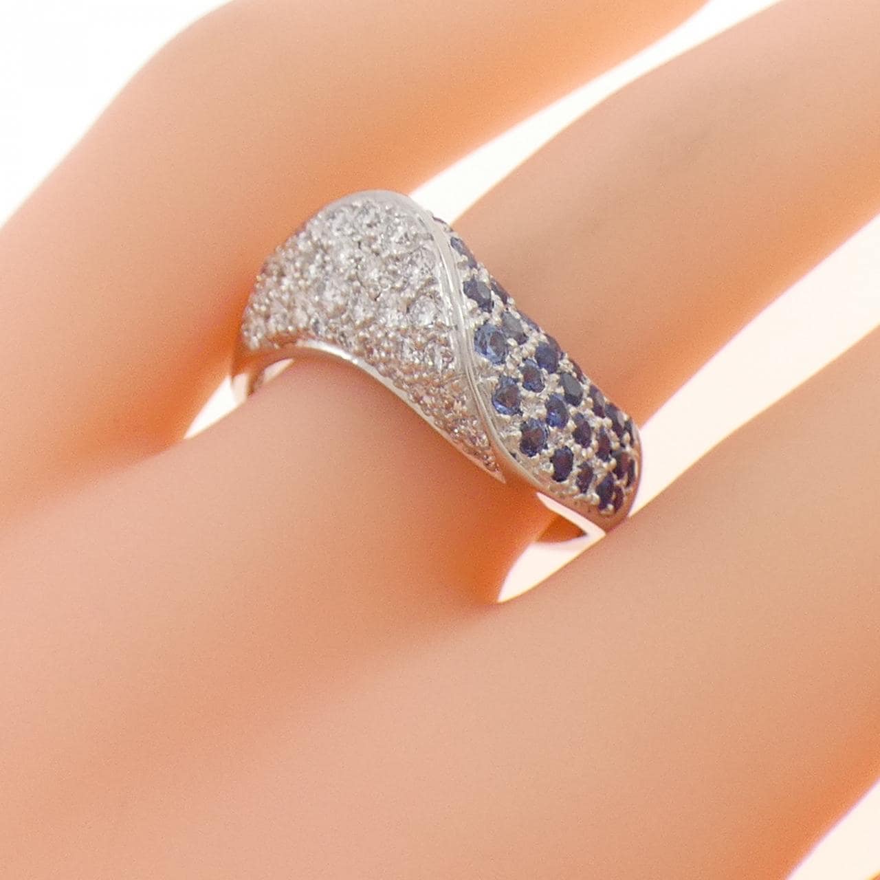 PT900 サファイヤ リング 0.89CT