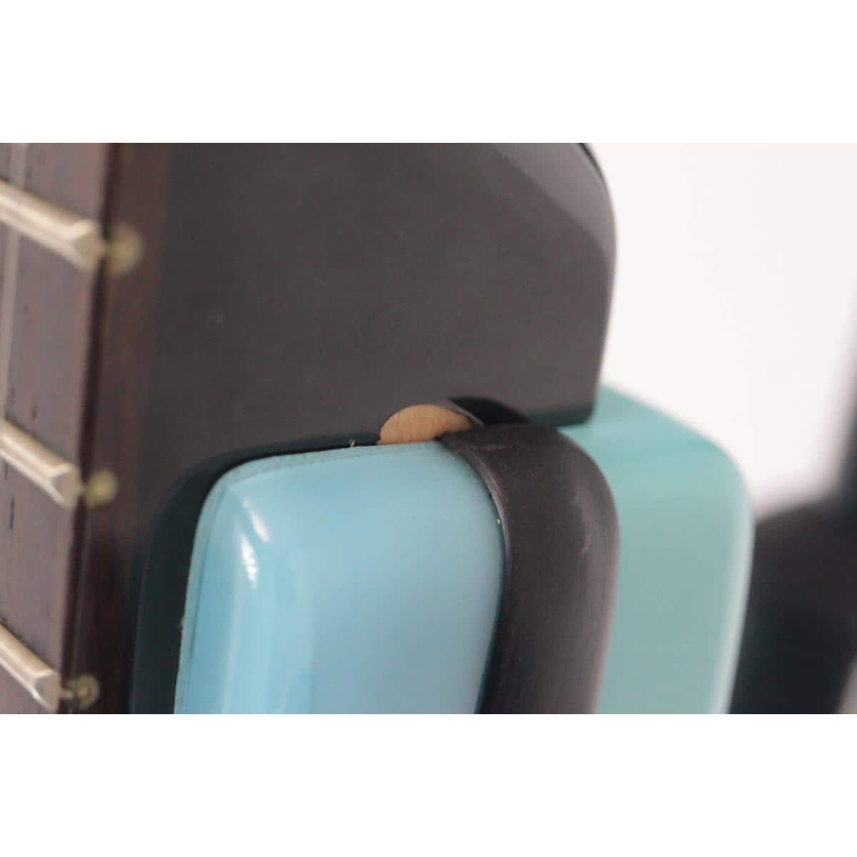 ＩＴＡＬＩＡ　ＧＵＩＴＡＲＳ　ＭＯＮＤＩＡＬ　ＤＥＬＵＸＥ