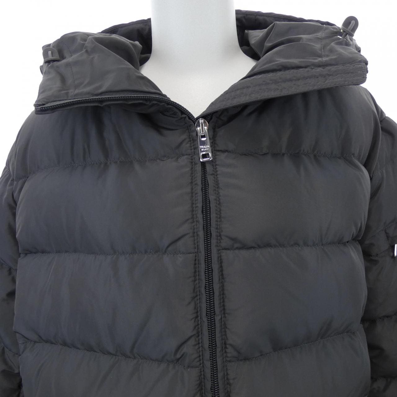 プラダ PRADA トライアングルロゴ 290364 R212 1060 ダウンコート