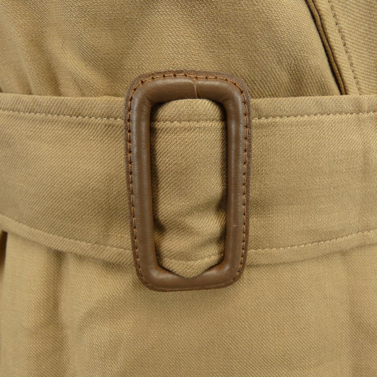 ニジュウサンク 23区 コート