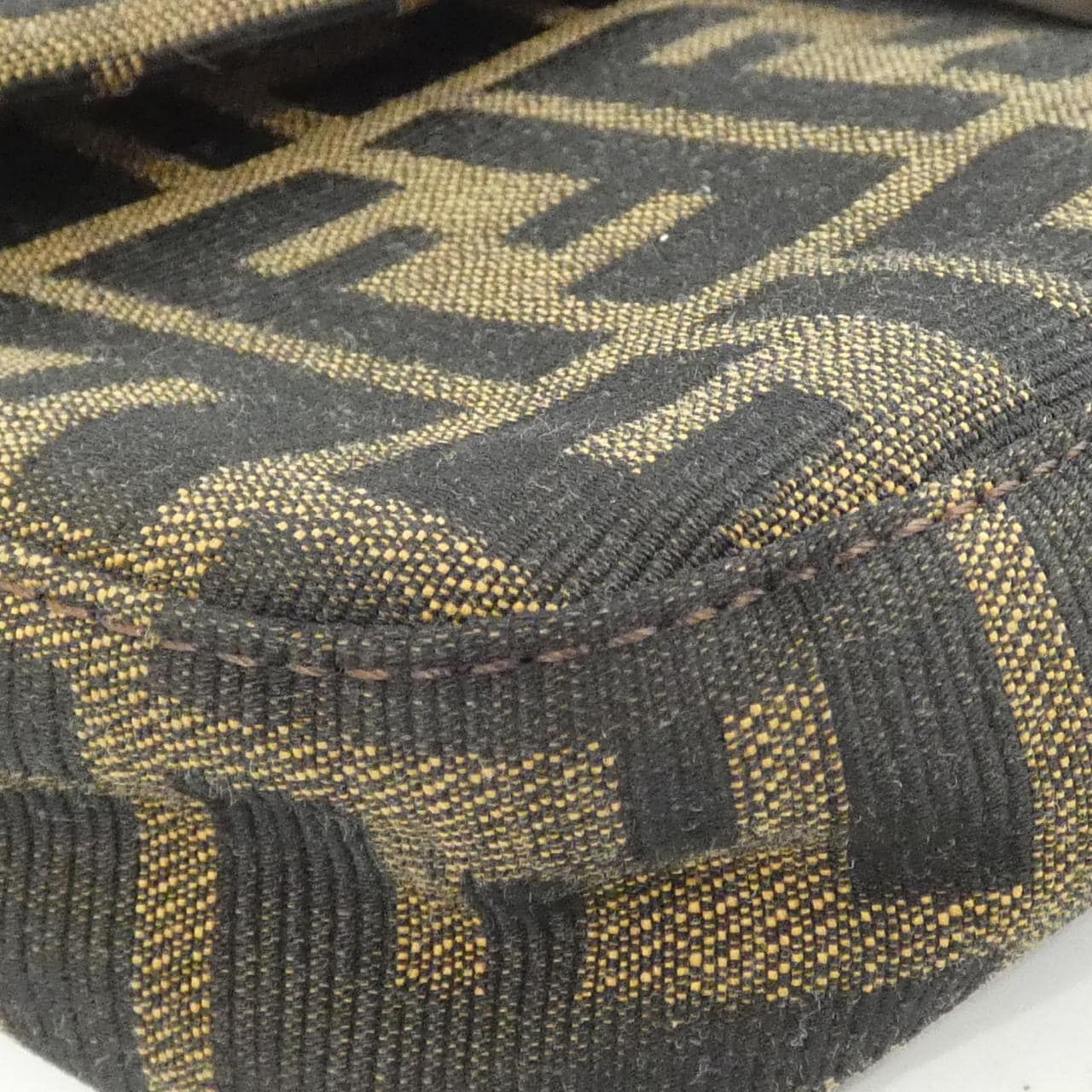 【ヴィンテージ】フェンディ バゲット 26424 ショルダーバッグ