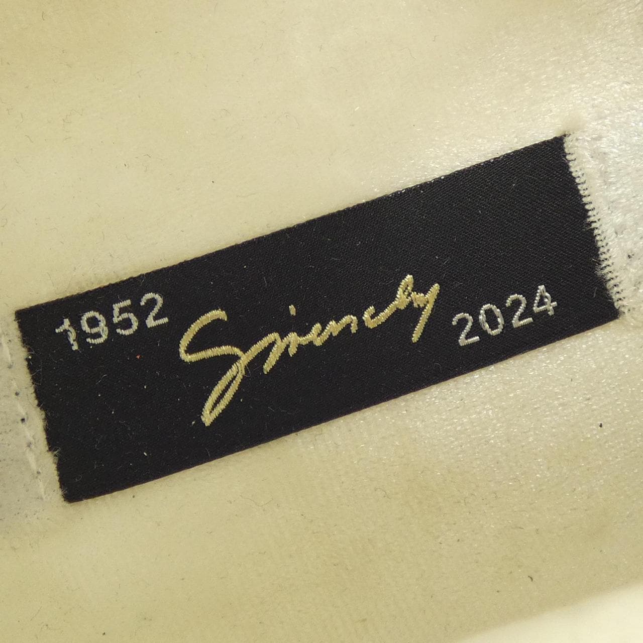 ジバンシー GIVENCHY スニーカー