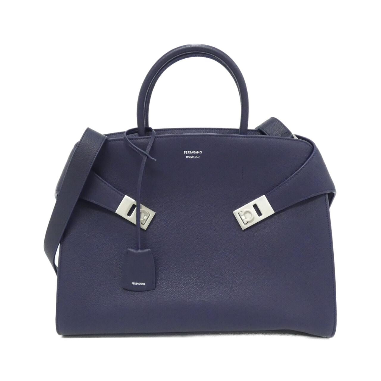 サルヴァトーレフェラガモ HUG 24 1683 バッグ