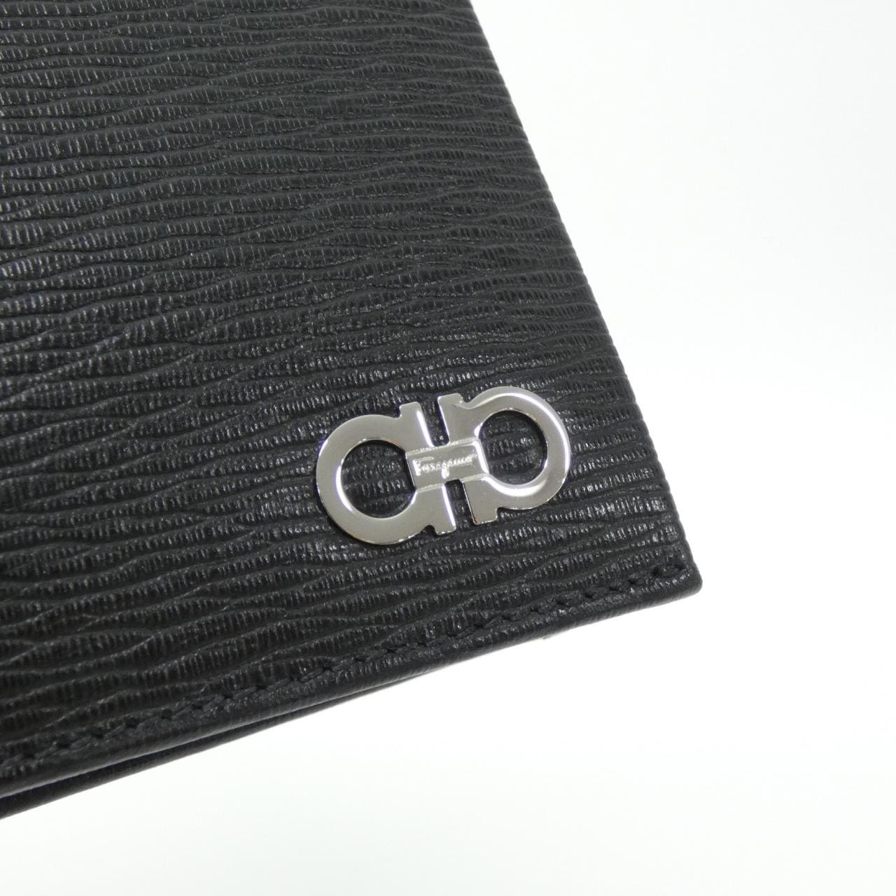 [BRAND NEW] SALVATORE FERRAGAMO 66 A069 Wallet