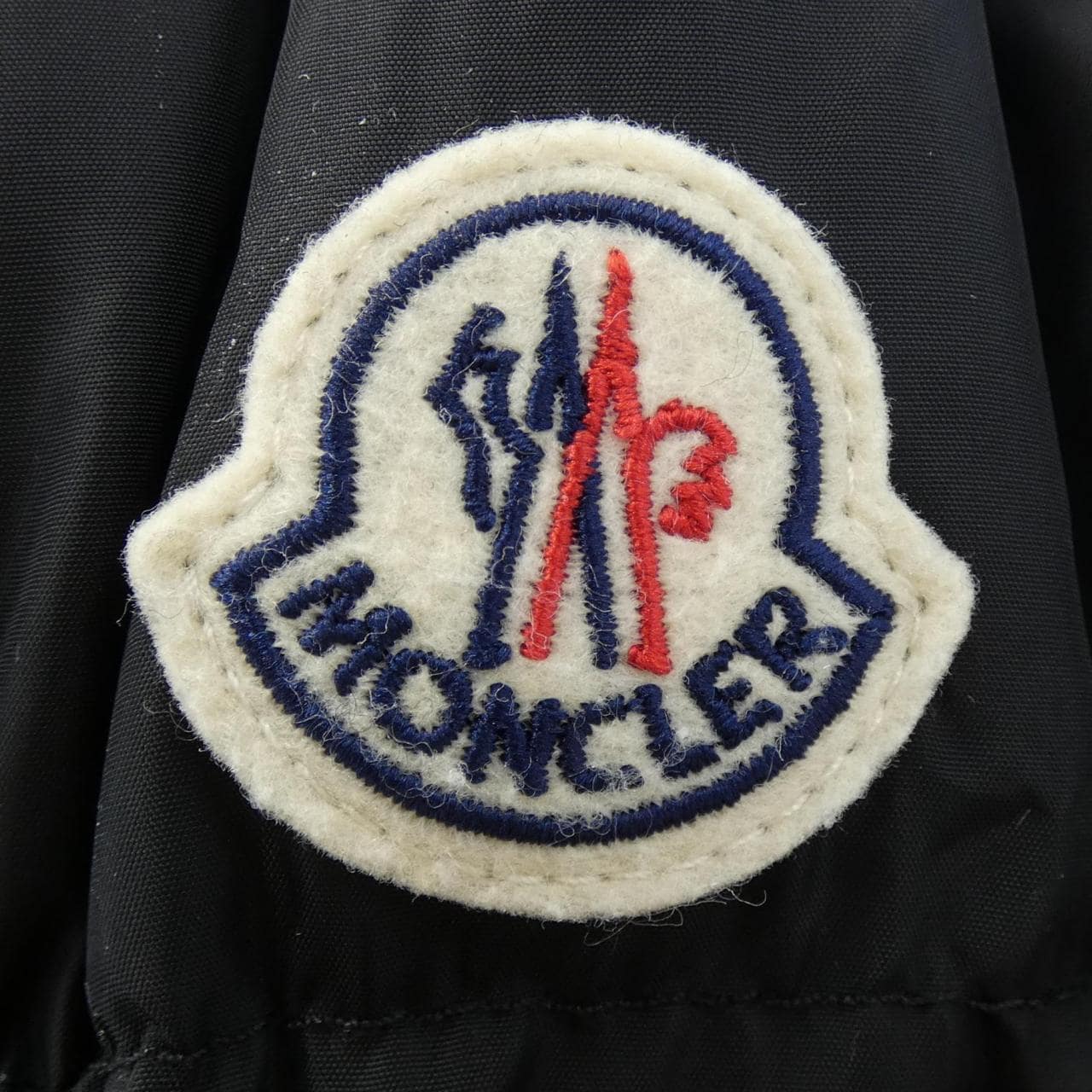 MONCLER MONCLER Down Coat