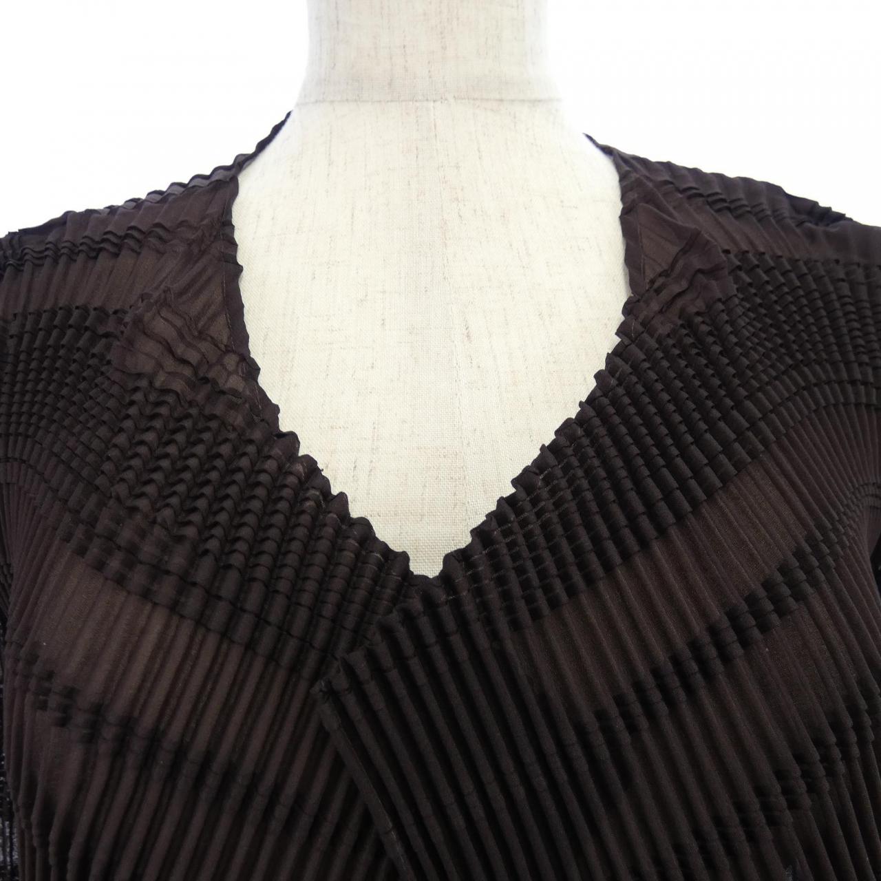 イッセイミヤケ ISSEY MIYAKE IM23FJ147 カーディガン