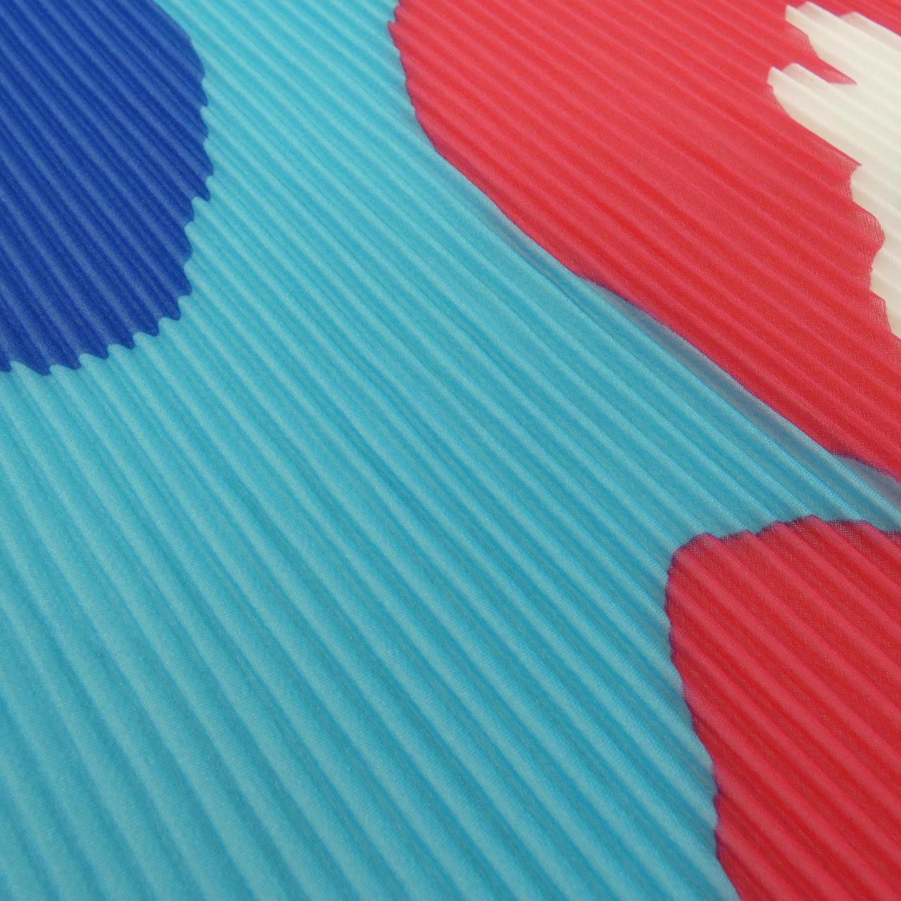 ミーイッセイミヤケ me ISSEY MIYAKE MI53AD541 STOLE