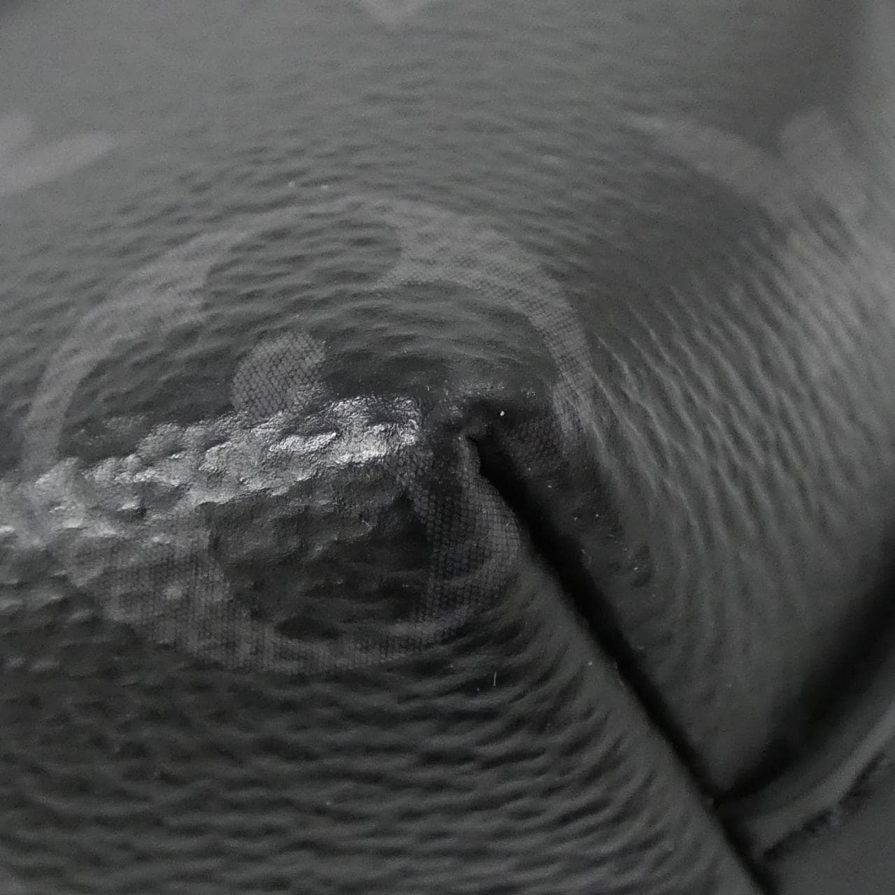 ルイヴィトン モノグラム エクリプス ディストリクト PM M45272 ショルダーバッグ