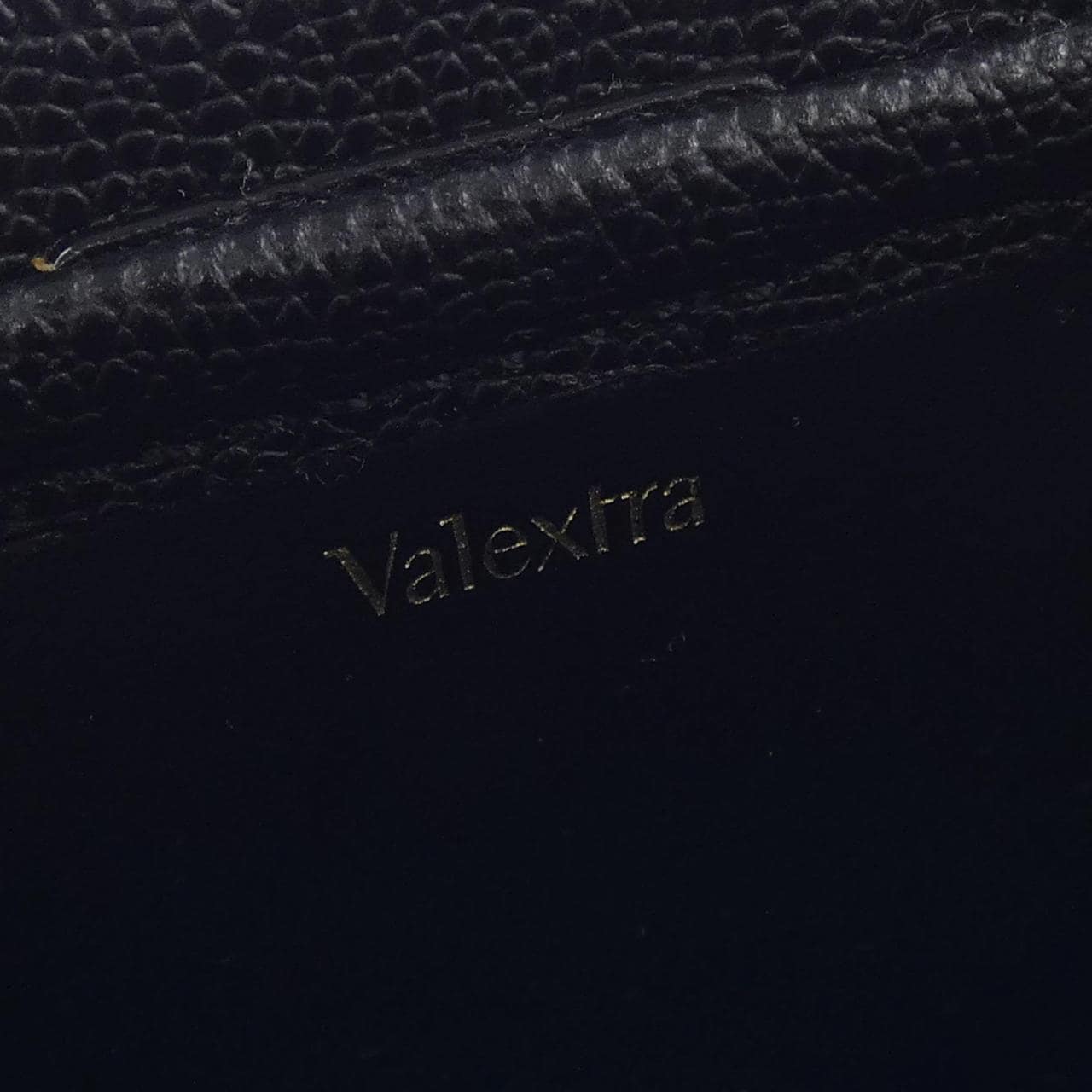 ヴァレクストラ VALEXTRA トリックトラック　クロスボディ WBSR0024361RL99 BAG