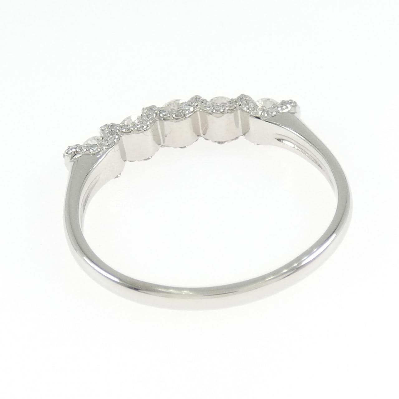 ジーエスティービー ダイヤモンド リング 0.70CT