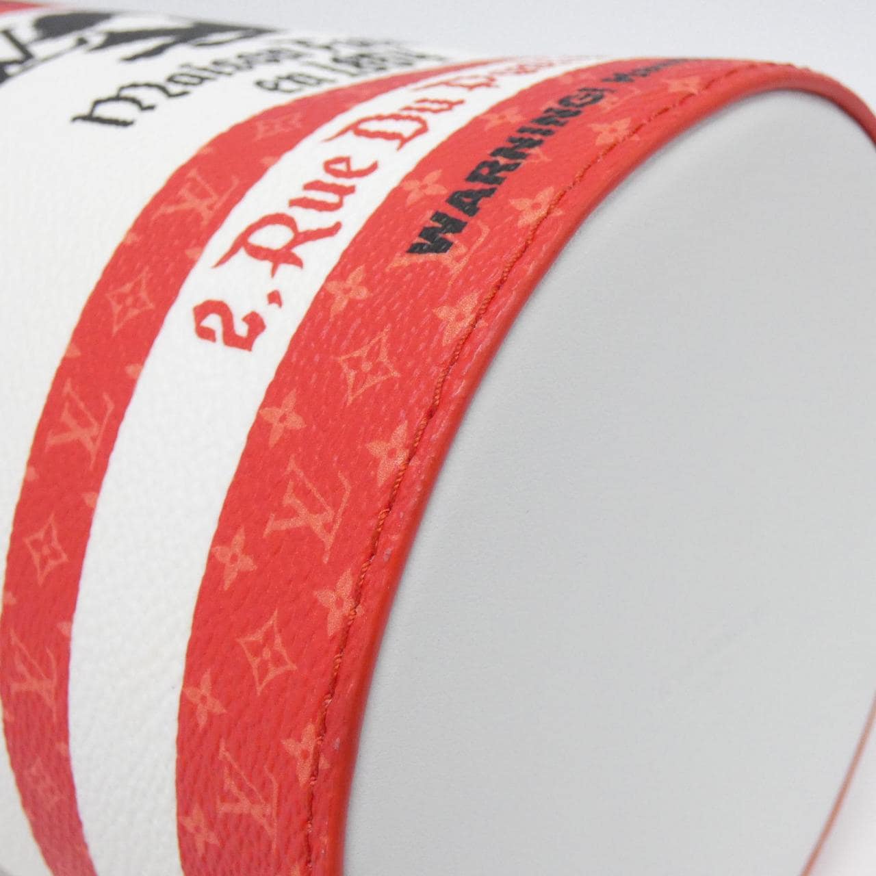 ルイヴィトン LV ペイント カン M81595 バッグ