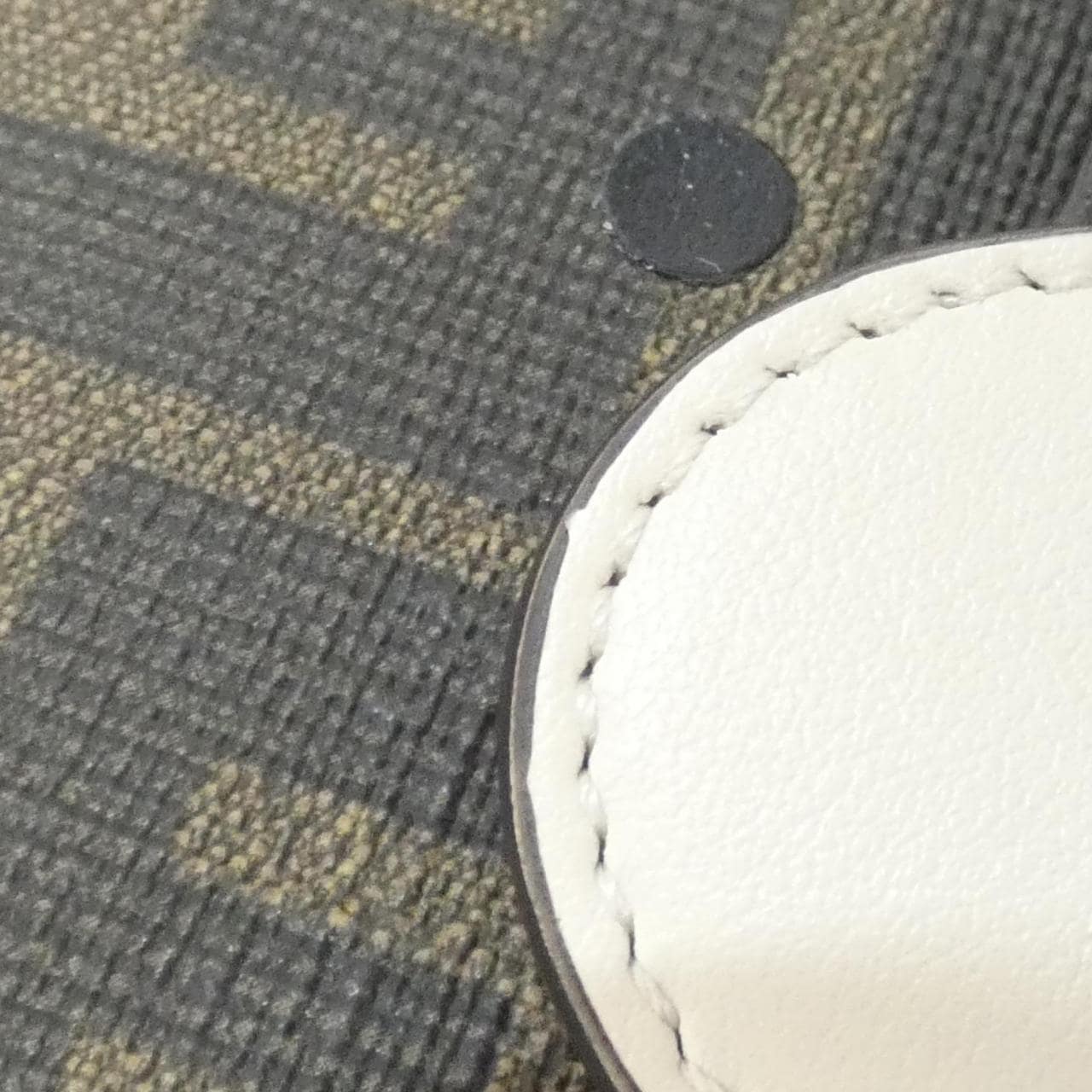 フェンディ 8M0528 AYIY カードケース