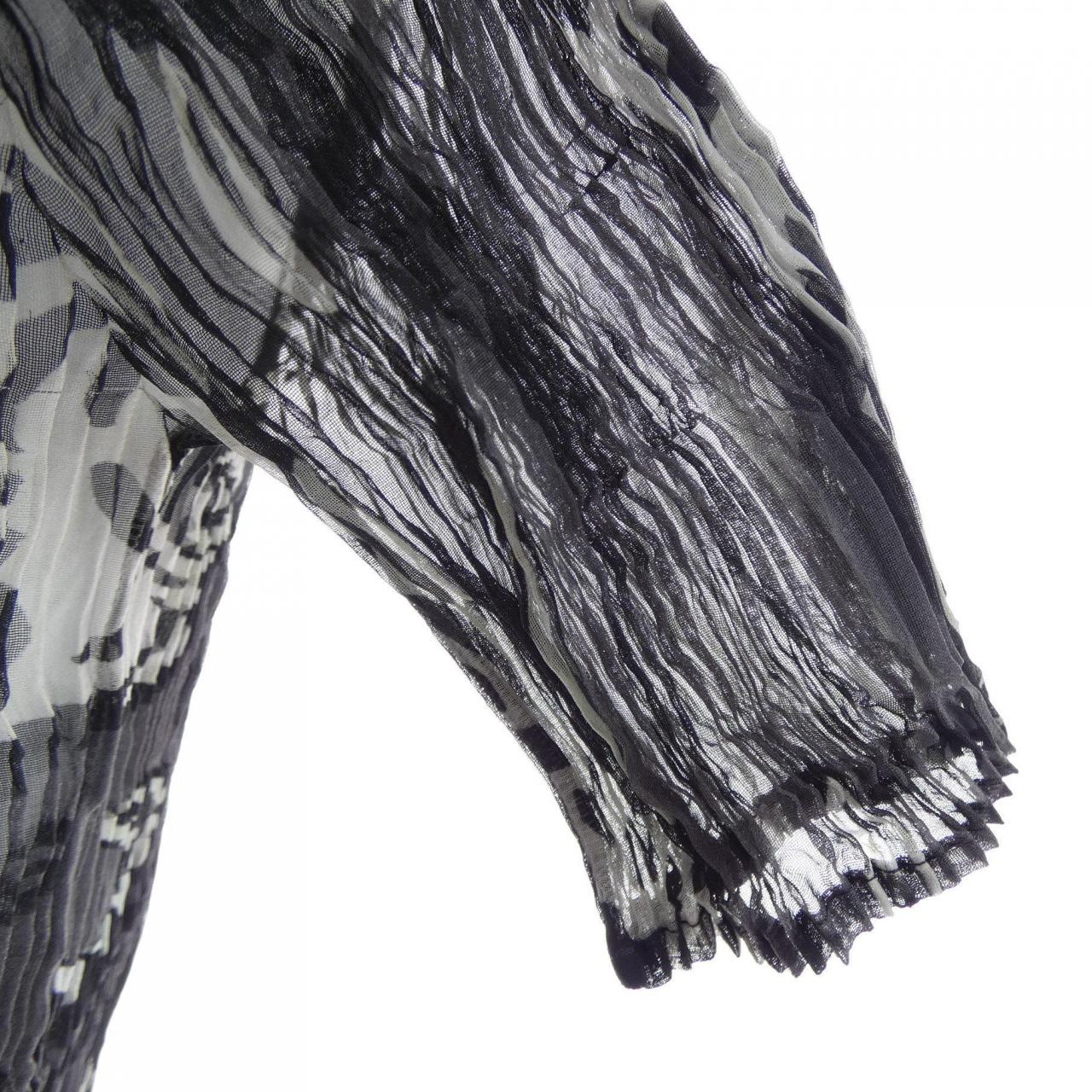 ISSEY MIYAKE FETE IF72FJ267 トップス