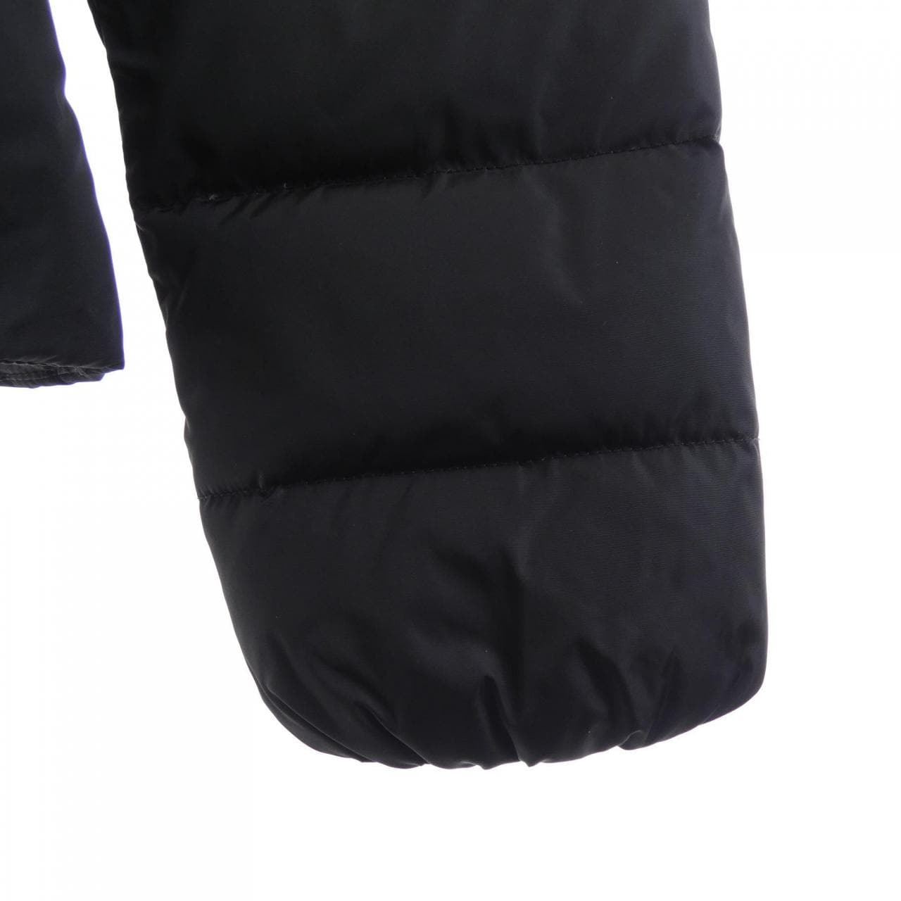 モンクレール MONCLER AVOCETTE ダウンジャケット
