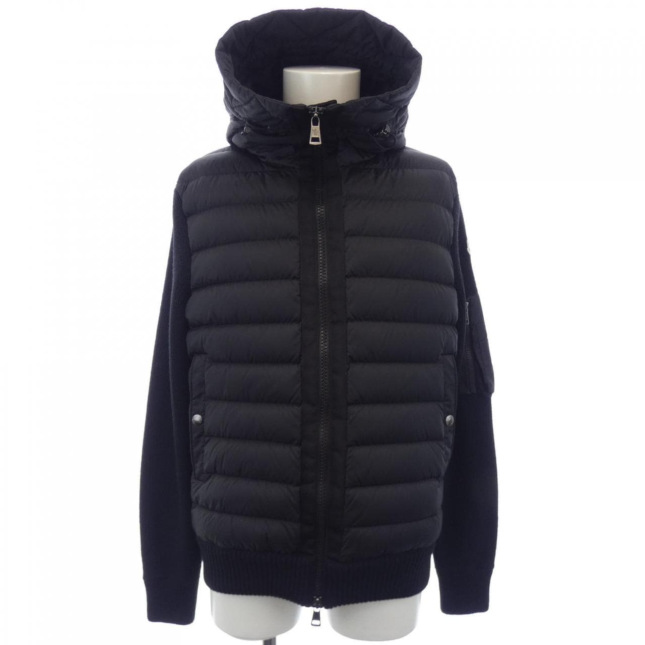 モンクレール MONCLER ダウンジャケット