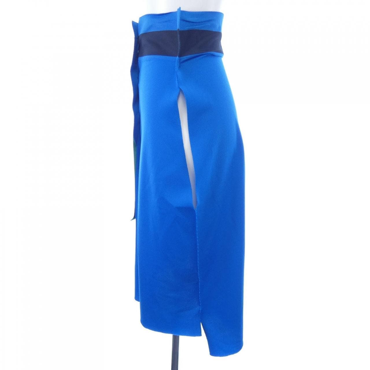 イッセイミヤケ ISSEY MIYAKE スカート