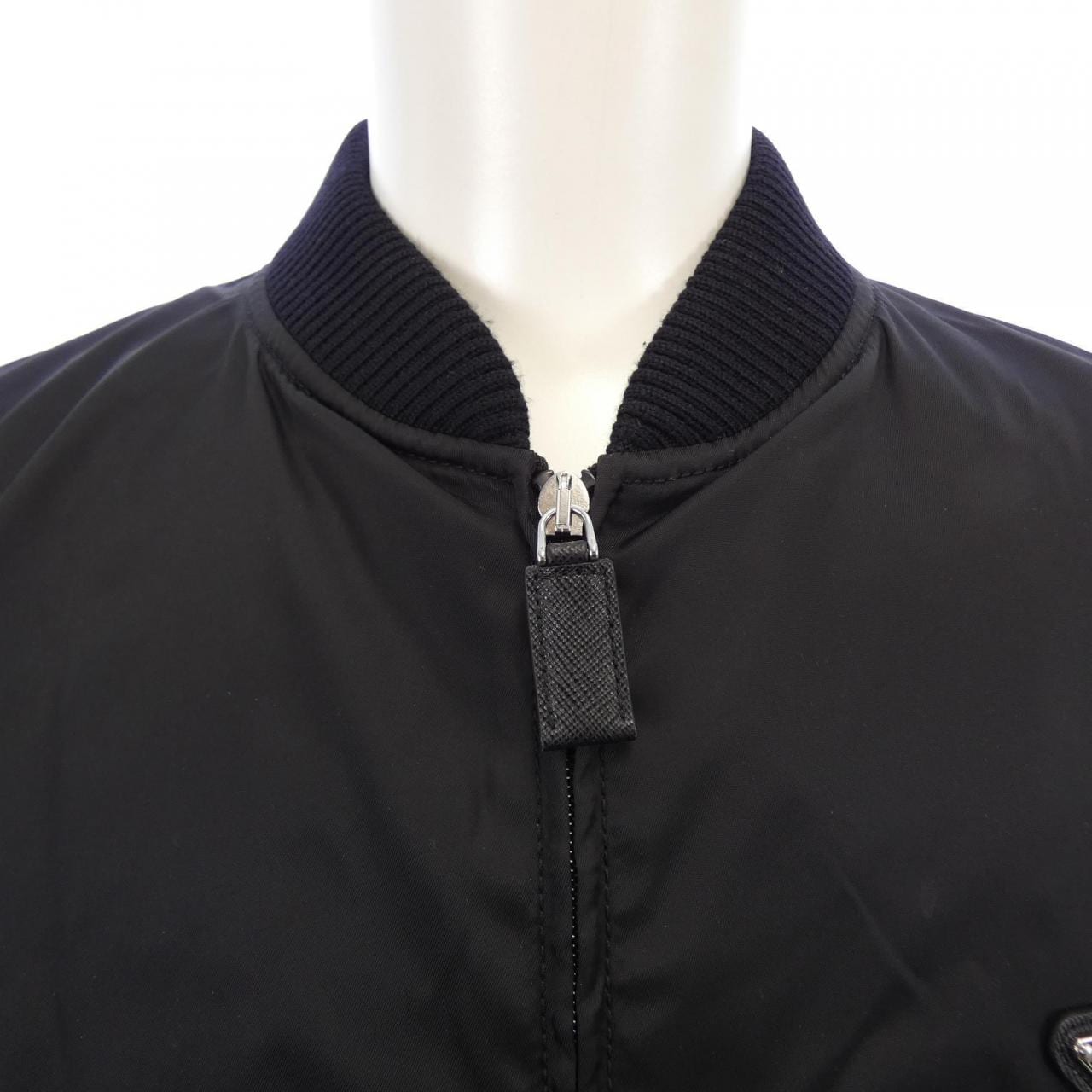 プラダ PRADA トライアングルロゴ SGH038 RWPO 1WQ8 ブルゾン