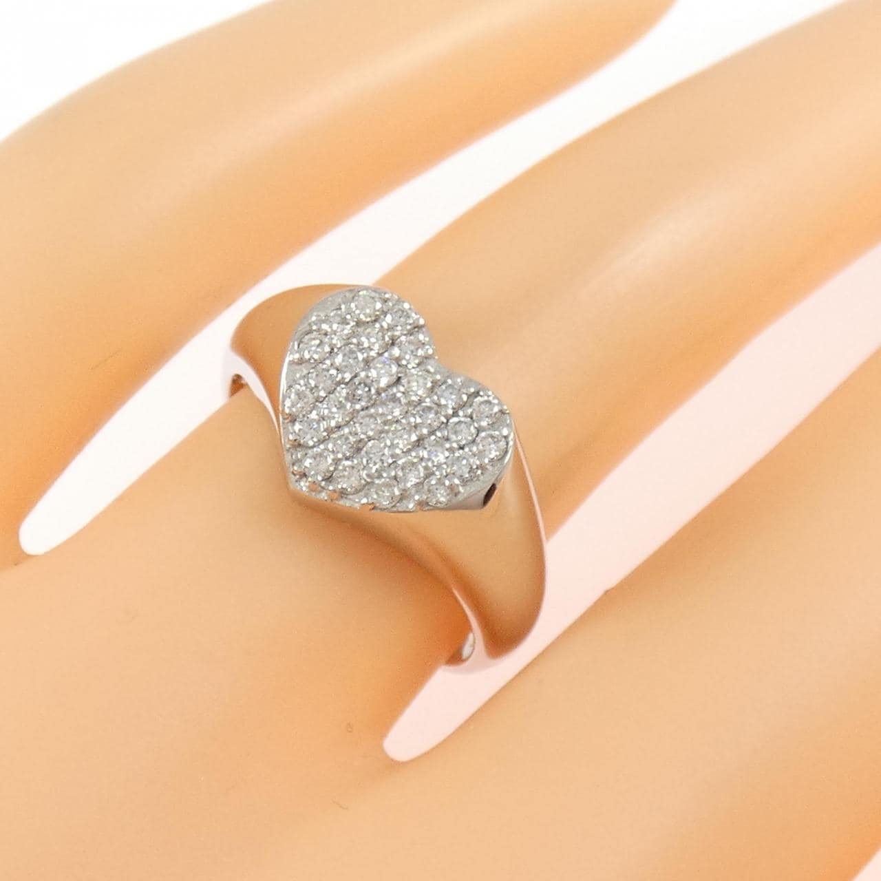 K18WG ハート パヴェ ダイヤモンド リング 0.3CT