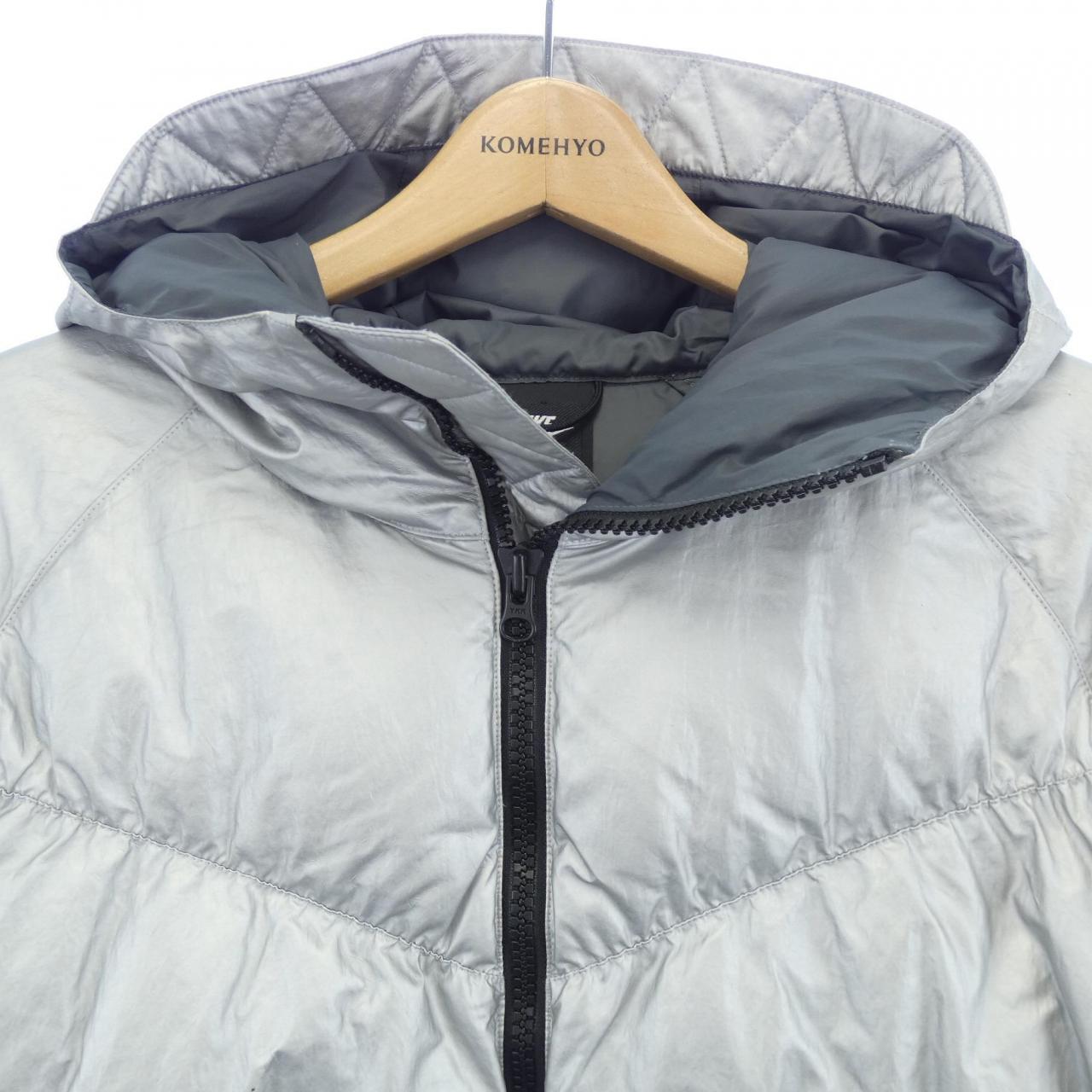 ナイキ NIKE ダウンジャケット